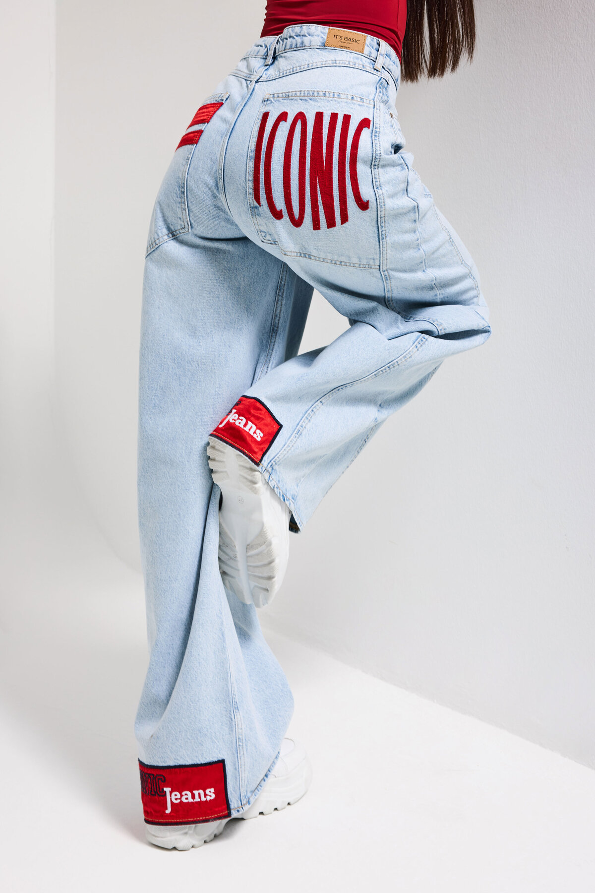 it's basic  Kadın Ice Renk 4s6-3 Mega Baggy Fit Paça ve Cep Detaylı Özel Tasarım Denim Jean - Görsel 2