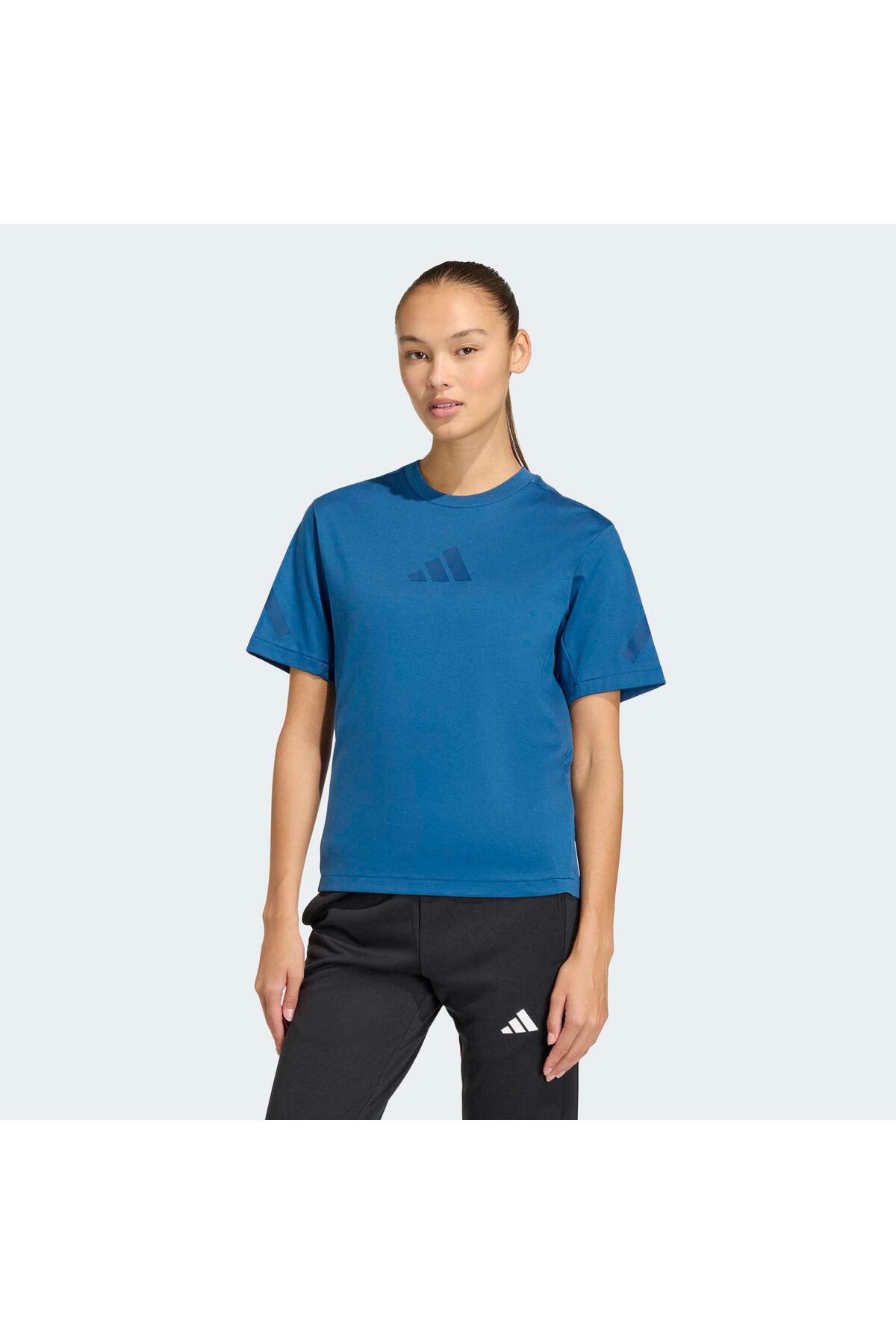 CV03 ③ adidas Z.N.E. Kadın Mavi Tişört (KR0203) - Fiyatı, Yorumları