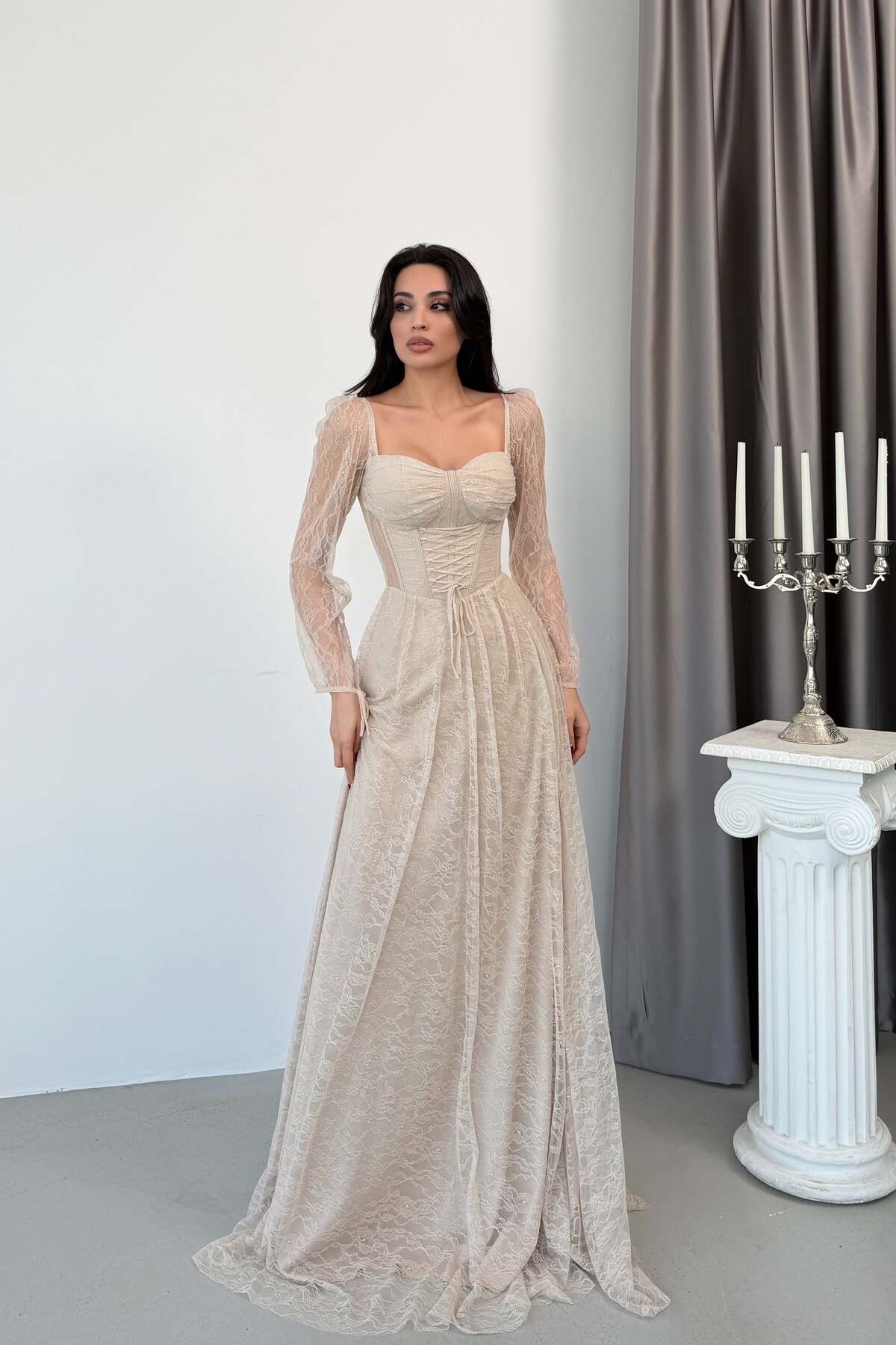 Serica Moda Beige Sweetheart Neckline Corset Detailed Front Tie