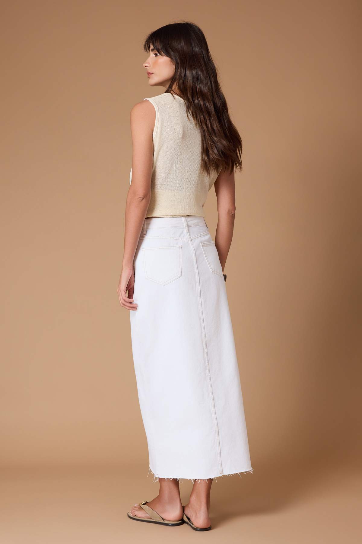 Trendyolmilla  Beyaz Yırtmaçlı Maxi Denim Etek TWOSS23ET00290 - Görsel 4