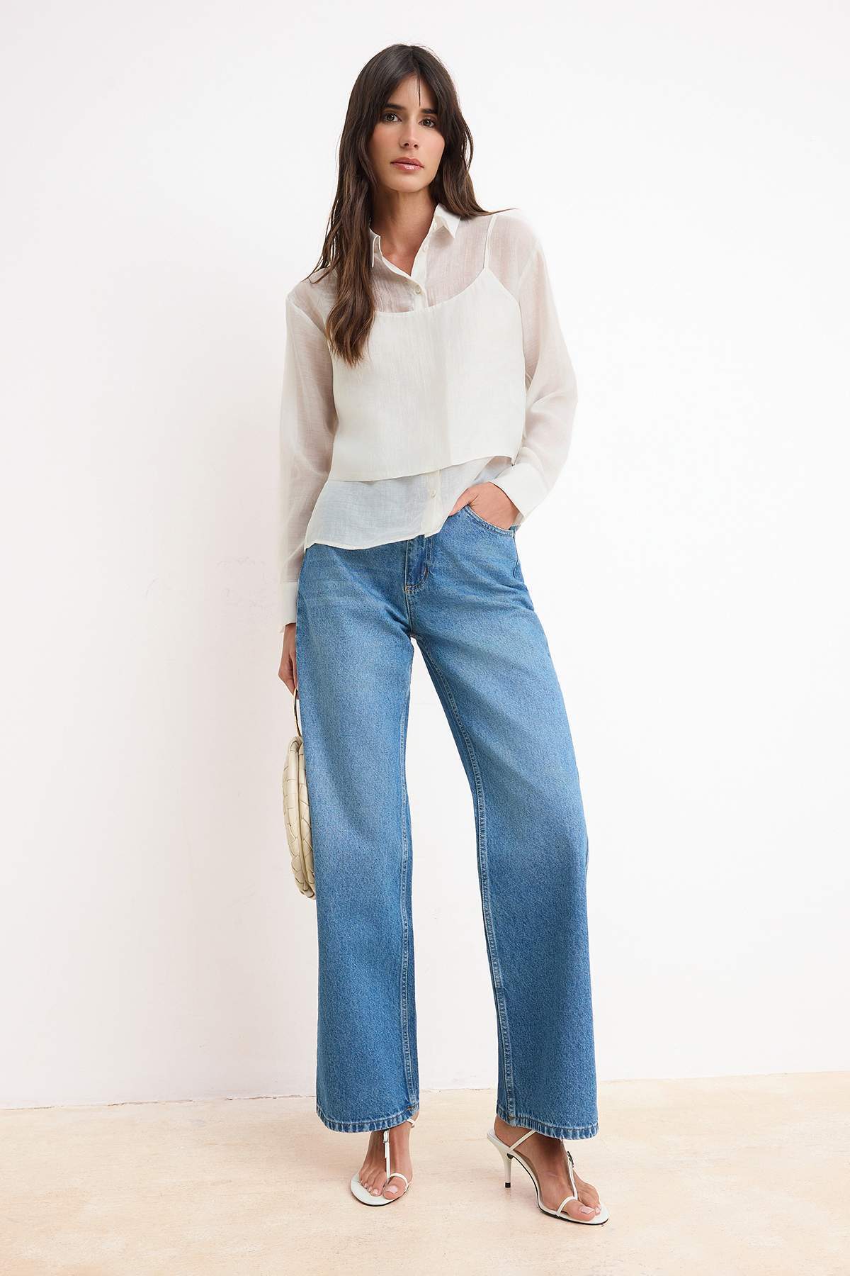 Trendyolmilla  Bej İkili Parça Yumuşak Tuşeli Gömlek TWOSS26GO00079 - Görsel 2