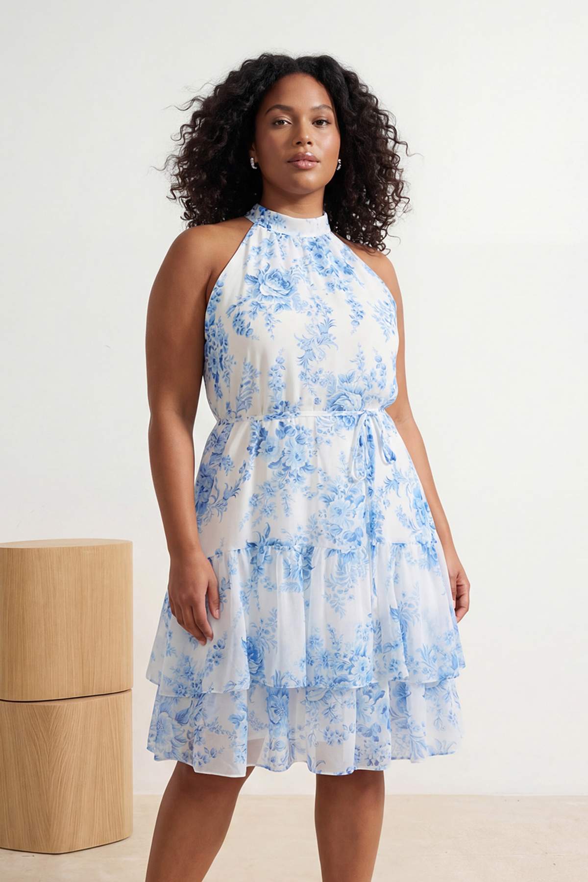 Trendyol Curve Ekrü virágmintás A-vonalú Boho réteges bélésű sifon repülő szö...