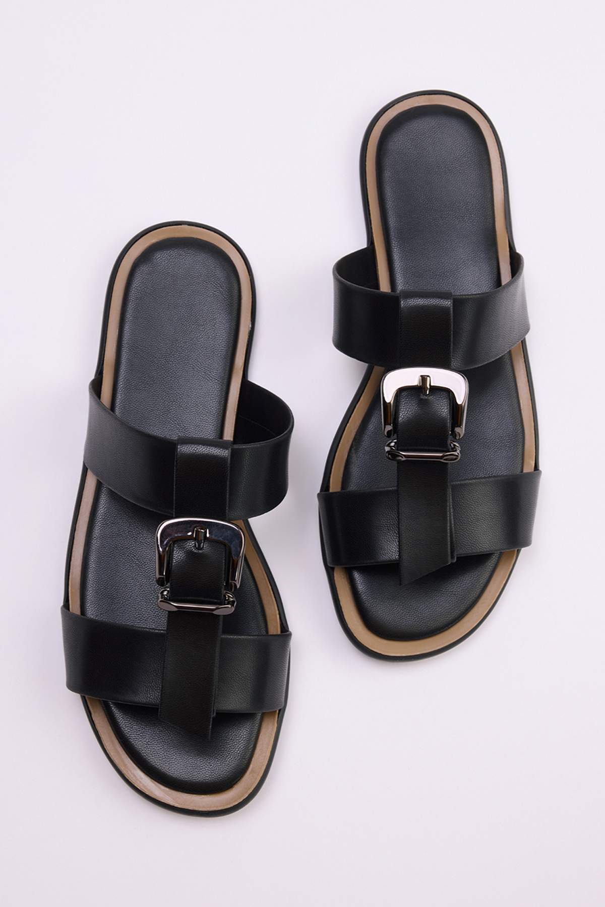 trendyol-shoes-womens-slippers