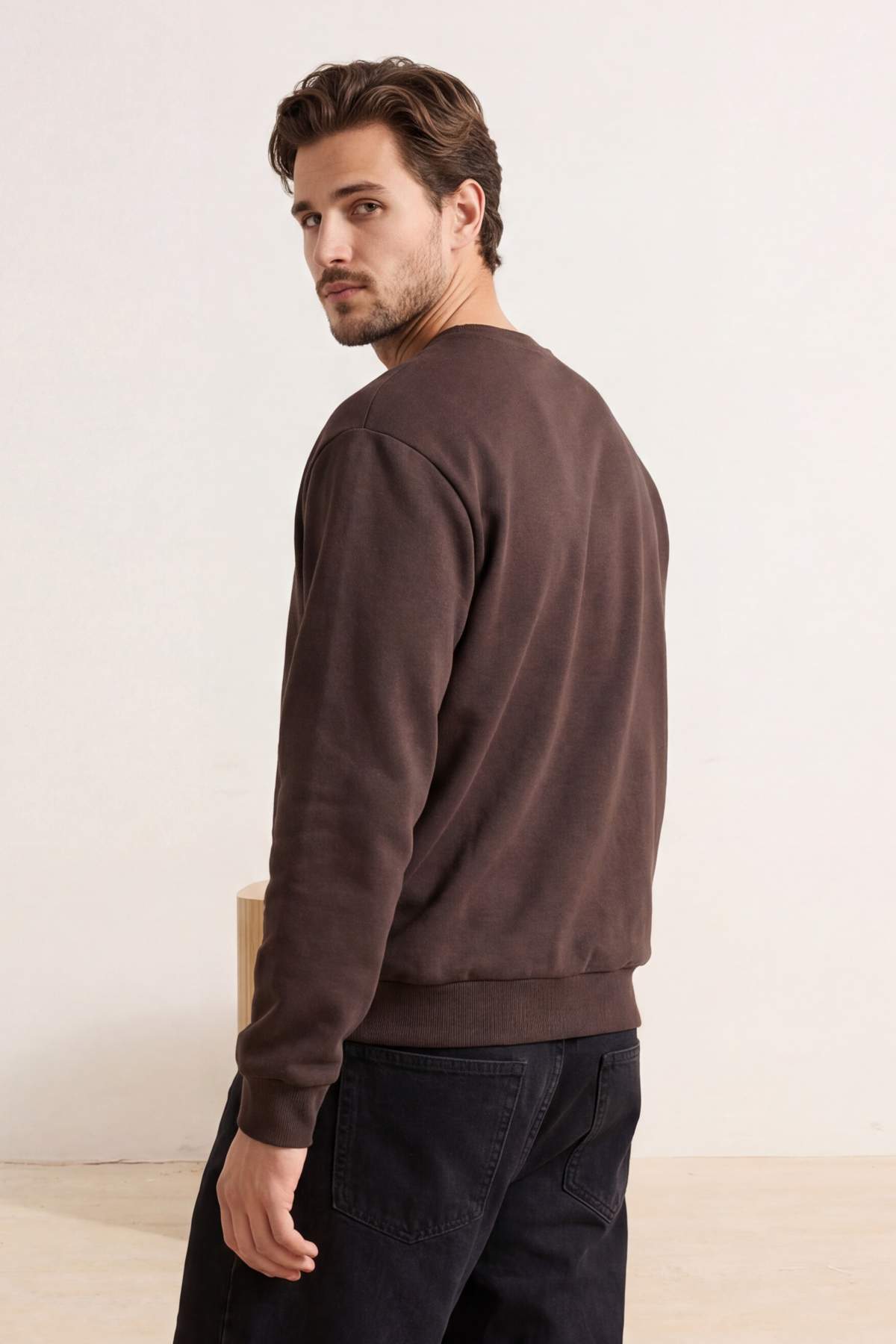 Trendyolmilla  Koyu Kahverengi Regular/Normal Kesim İçi Polar/Sıcak Tutan Sweatshirt TMNAW21SW1208 - Görsel 3
