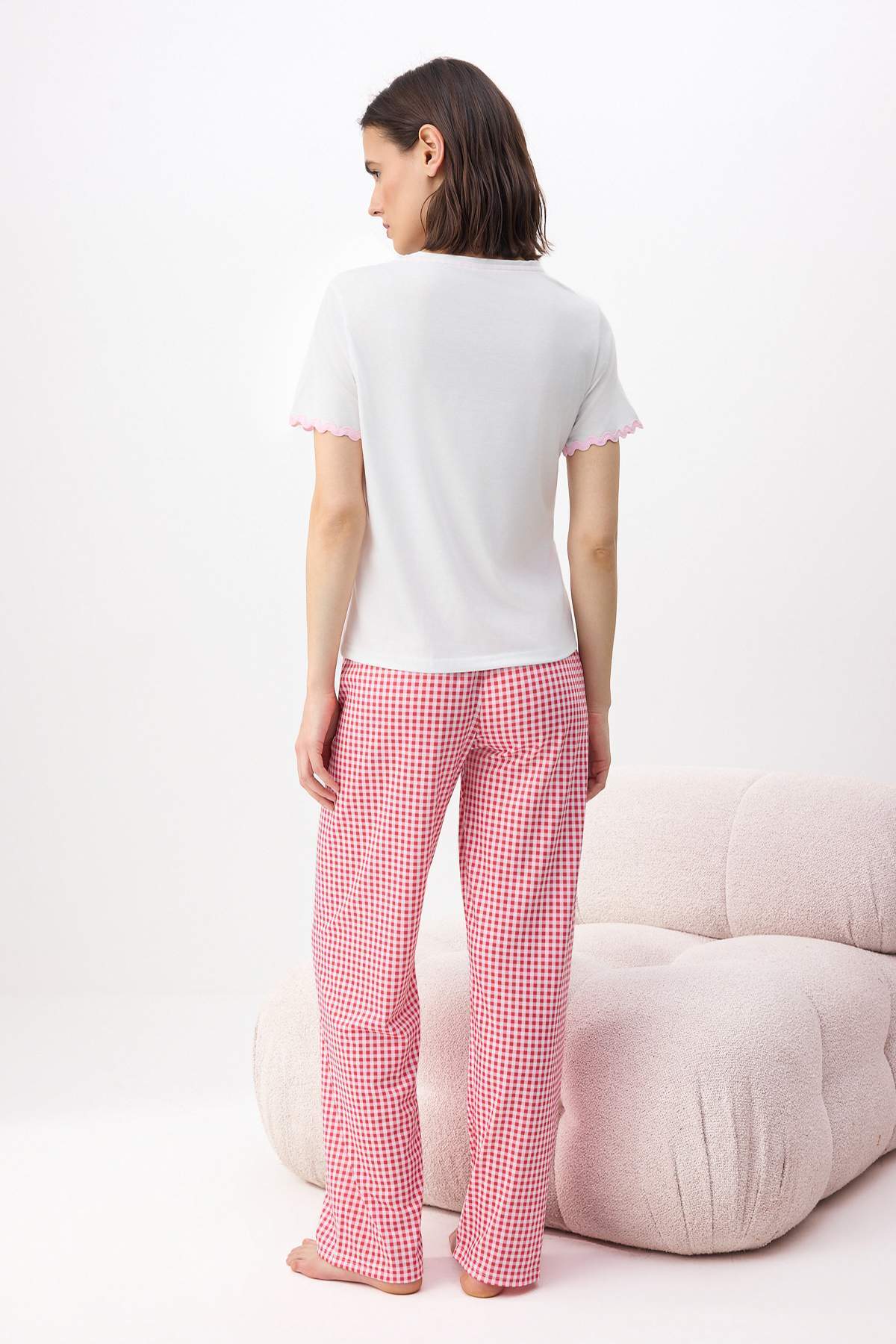 Trendyolmilla  Kırmızı Ekoseli Kalpli Şerit Detaylı Örme Pijama Takımı THMSS26PT00063 - Görsel 4