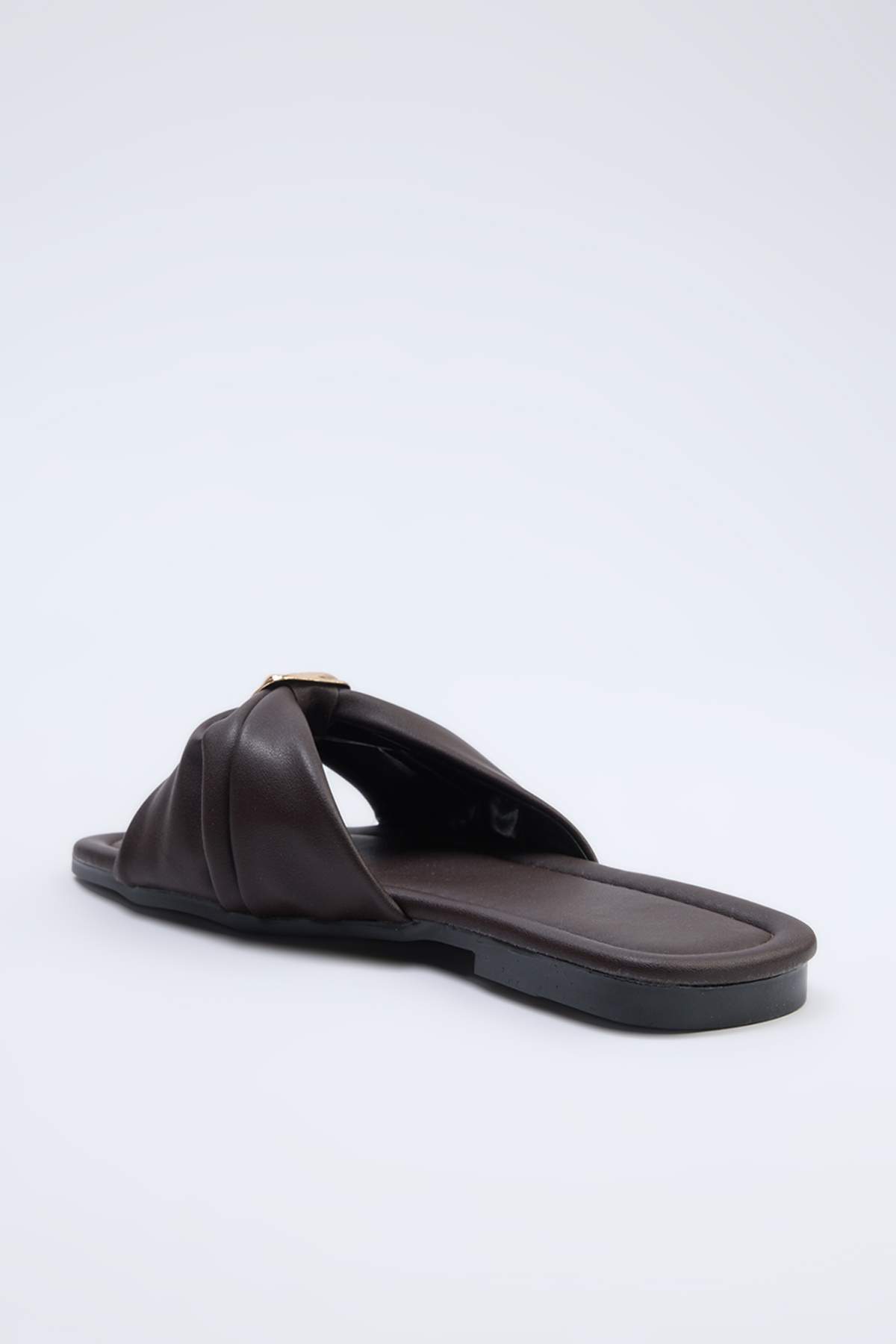 trendyol-shoes-womens-slippers