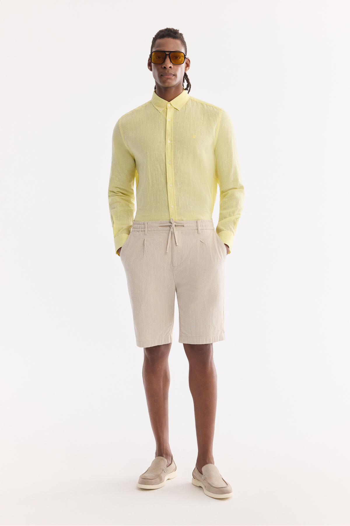 Avva  Erkek Bej Beli Lastikli Keten Karışımlı Relaxed Fit Şort B003731