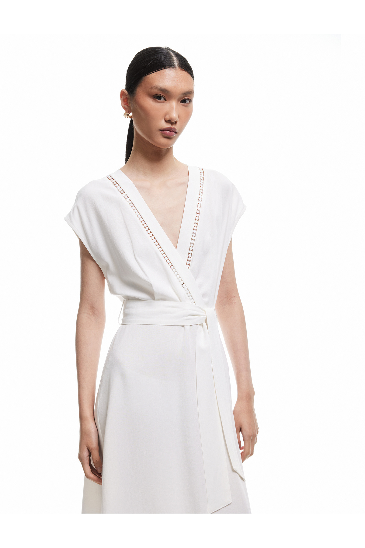 Koton Belt Detail Viscose - Linen Blend Midi Sleeveless Double-Breasted Dress