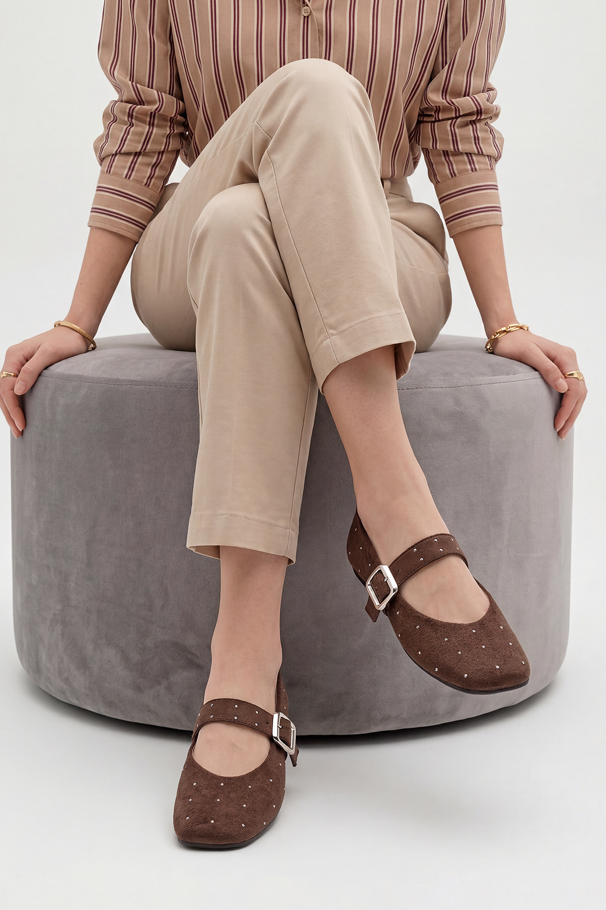 Marjin  Kadın Küt Burun Tokalı Zımbalı Babet Velona Kahve Süet - Görsel 2