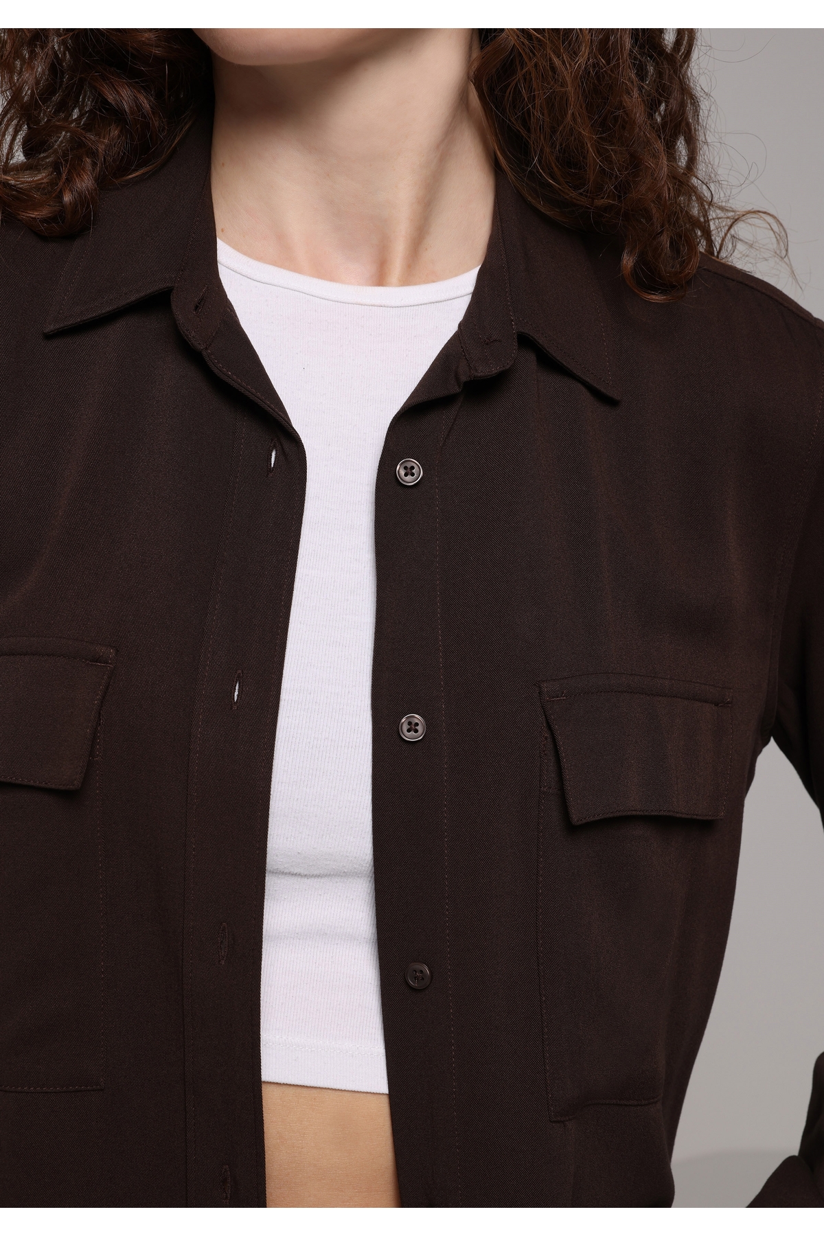 Colin’s  Regular Fit Shirt Neck Düz Kadın Kahverengi Uzun Kol Gömlek - Görsel 4
