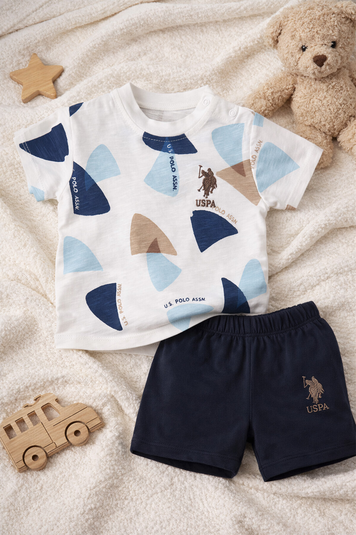 U.S. Polo Assn. U.S. Polo Assn Lisanslı Triangle Krem Erkek Bebek Takımı fotoğrafı 5 (önizleme)