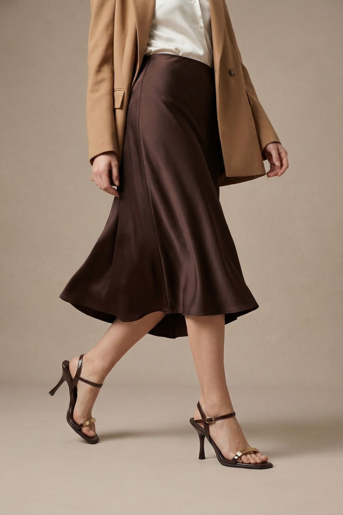 Capone Outfitters  Reggi Küt Burunlu Metal Tek Bantlı Orta Topuklu Bilekten Bantlı Kadın Ayakkabı - Görsel 7