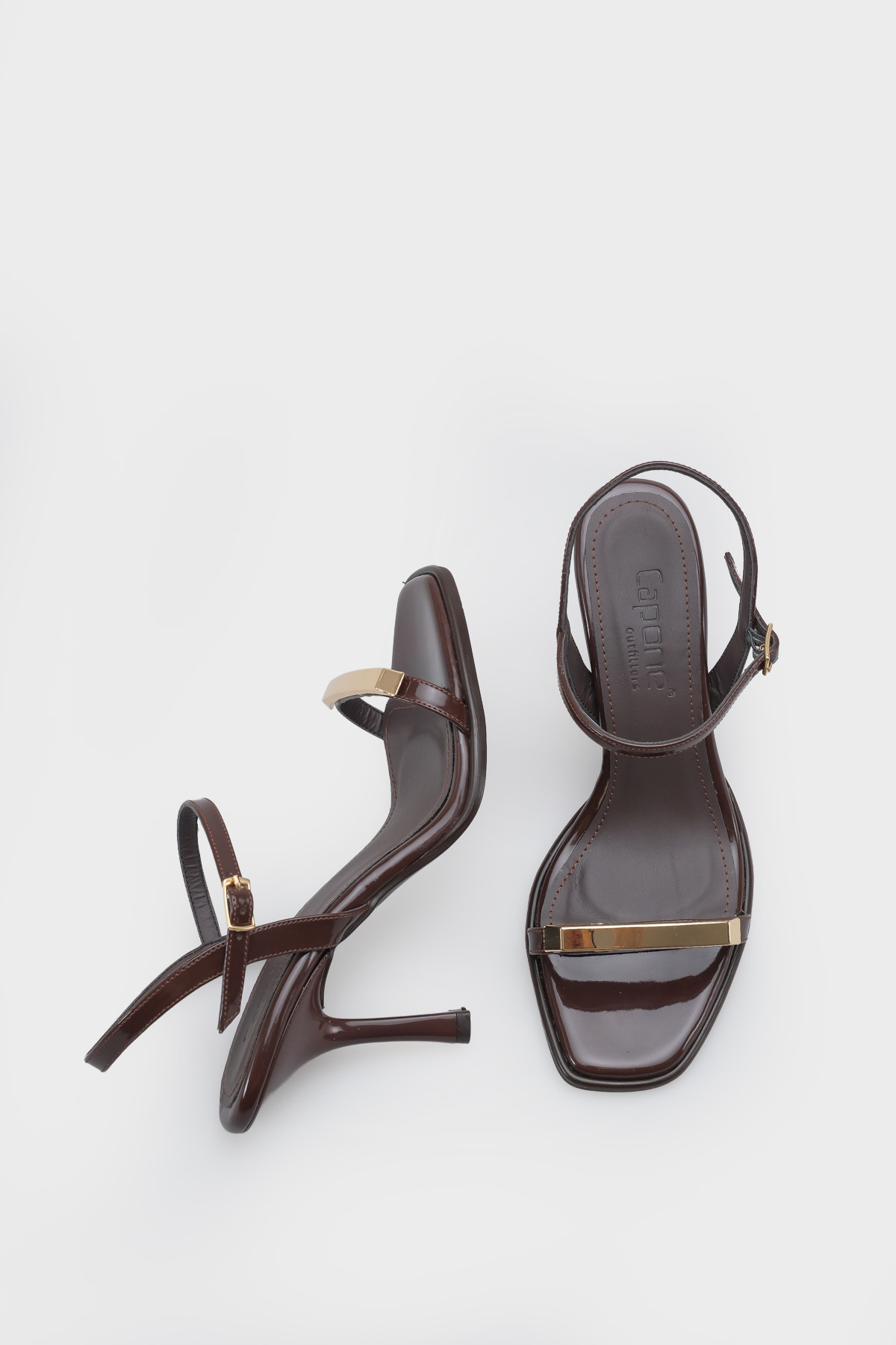 Capone Outfitters  Reggi Küt Burunlu Metal Tek Bantlı Orta Topuklu Bilekten Bantlı Kadın Ayakkabı - Görsel 4