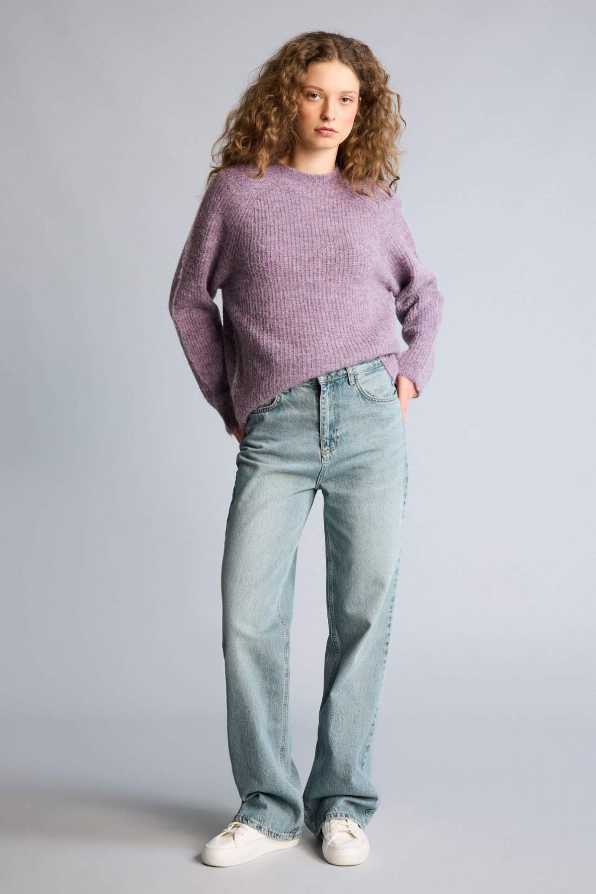 DeFacto Regular Fit Bisiklet Yaka Raglan Kol Örgü Basic Triko Kazak G8680AX26SP görsel 2