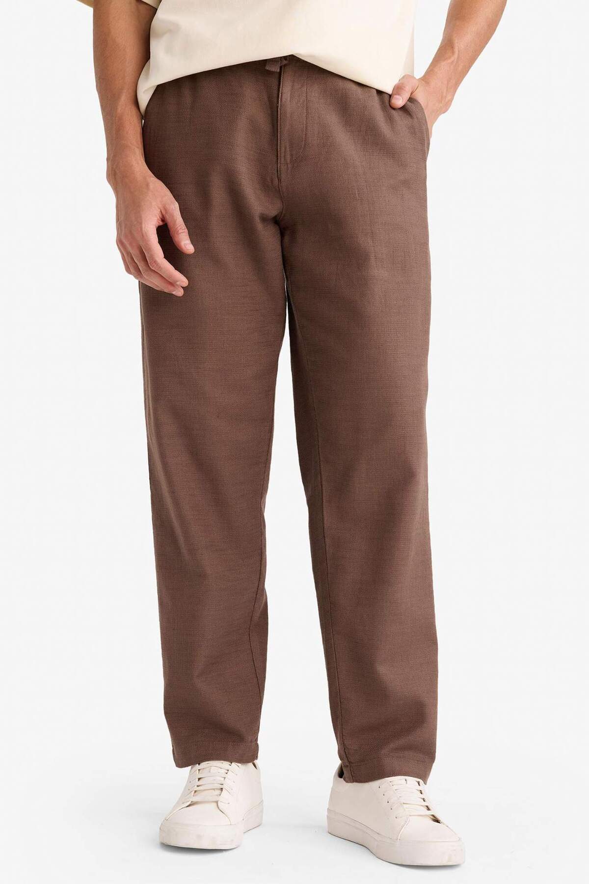 DeFacto %100 Pamuk Regular Fit Keten Görünümlü Düz Paça Cepli Yazlık Jogger Pantolon B4138AX26SP görsel 2