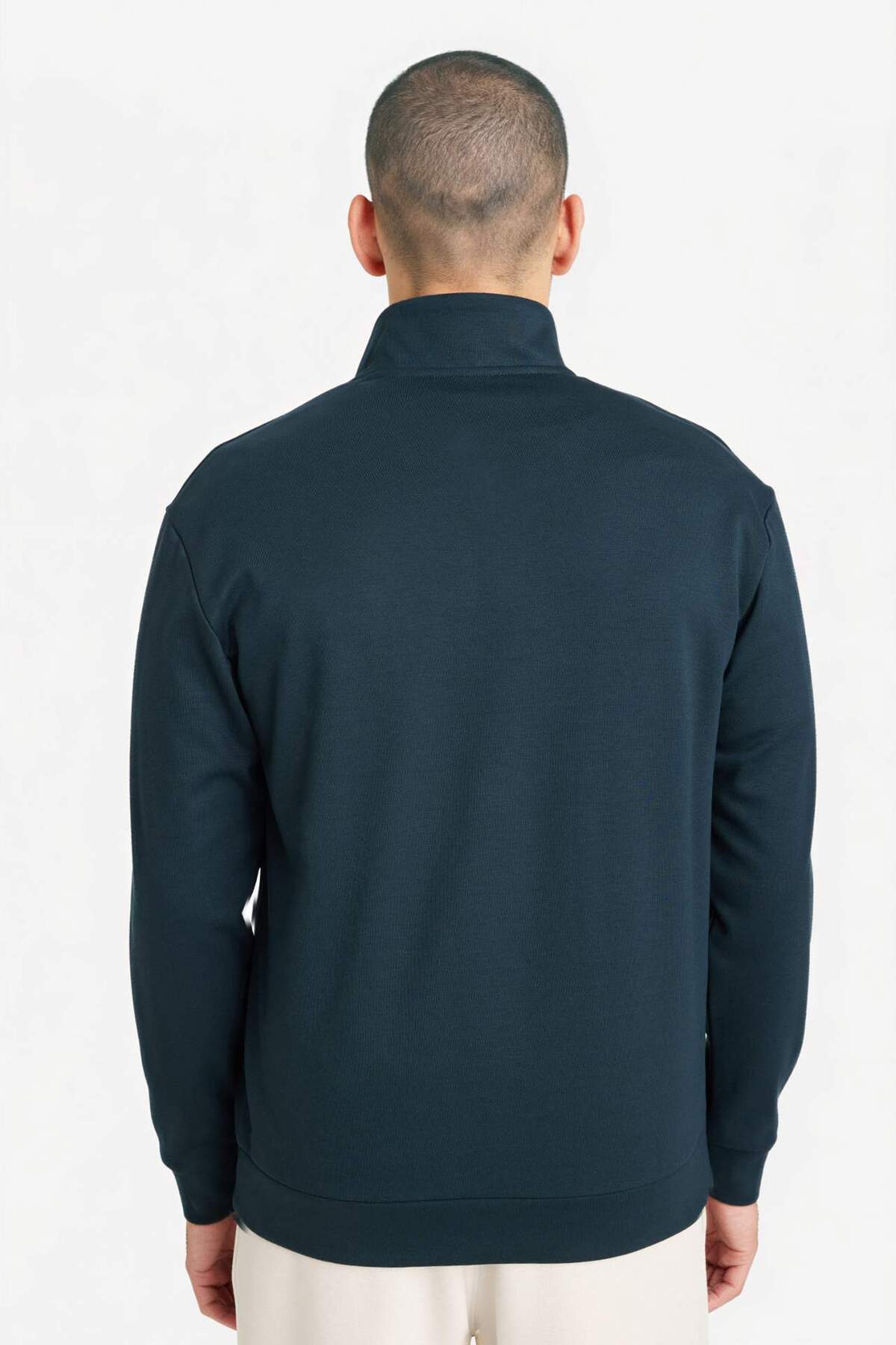 سویشرت استاندارد Fit Modal Ultra Soft G8148AX25WN — سرمه‌ای — تصویر 5 از 8
