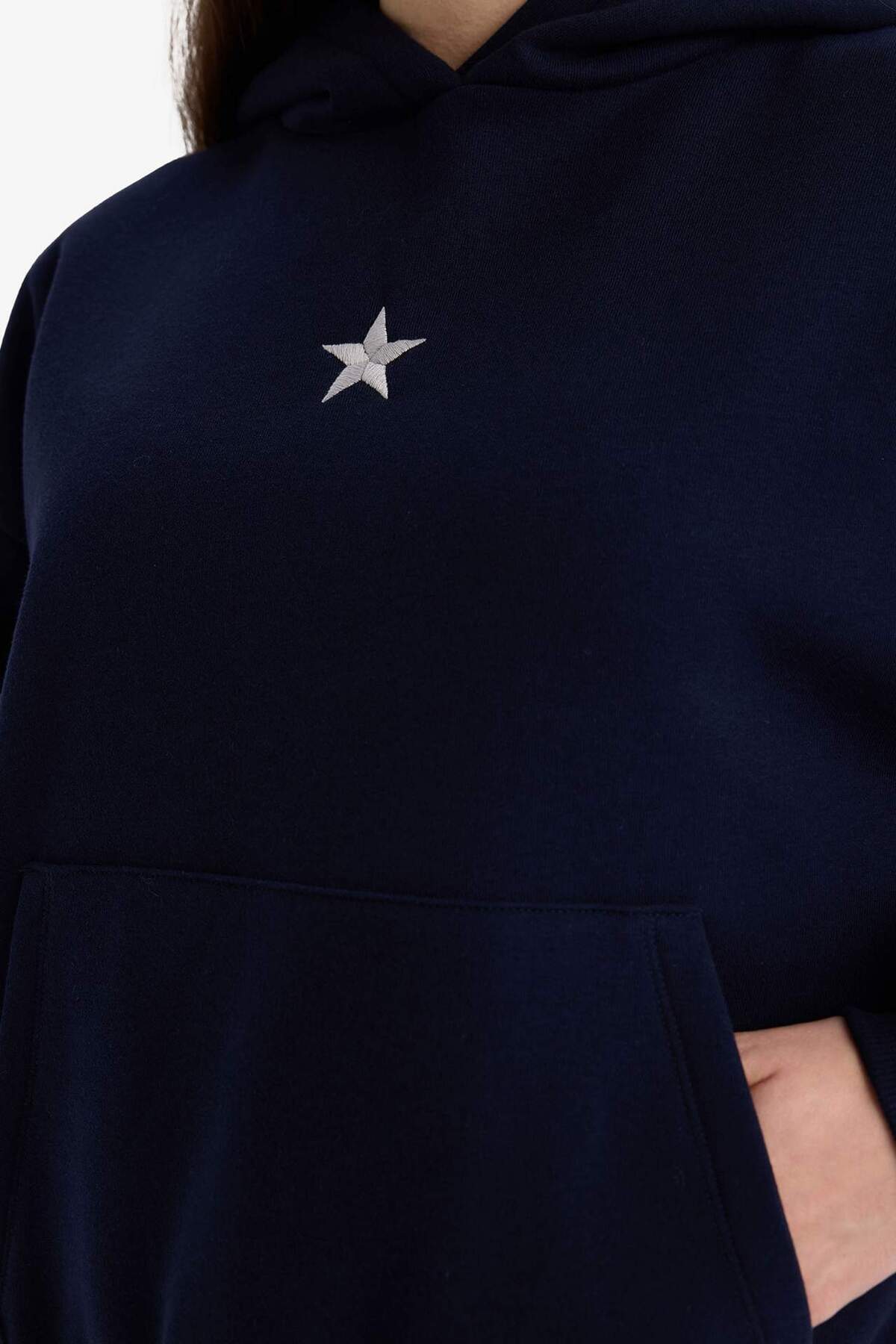 Defacto  Oversıze Kapüşonlu Kalın Kumaş Sweatshirt G7628AX25CW - Görsel 5