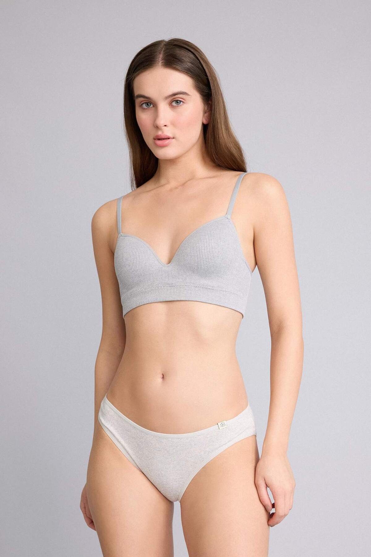 DeFacto Ribana 3’lü Brief Külot D6404AX26SP görsel 7