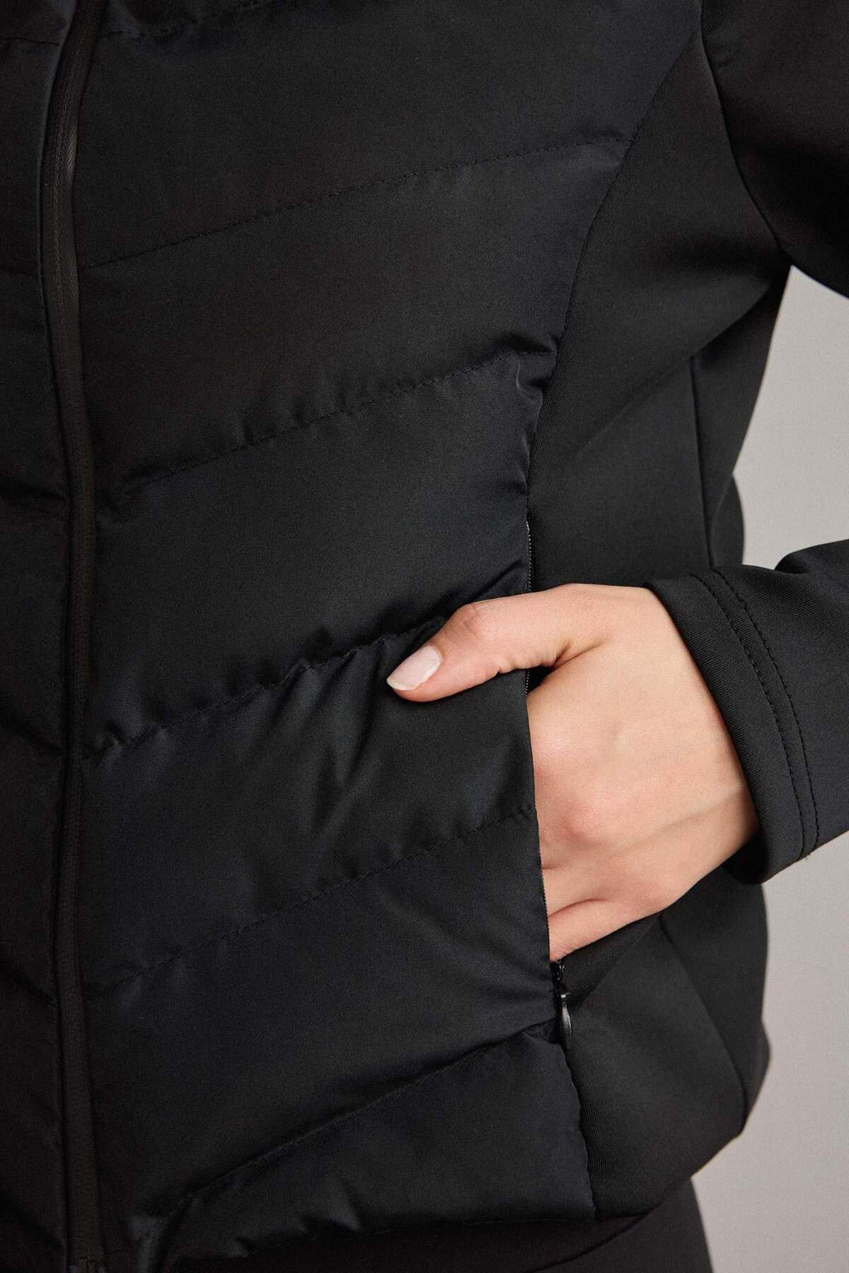 Defacto  Rüzgar Geçirmez Kapüşonlu Şişme Mont G8257AX25WN - Görsel 4