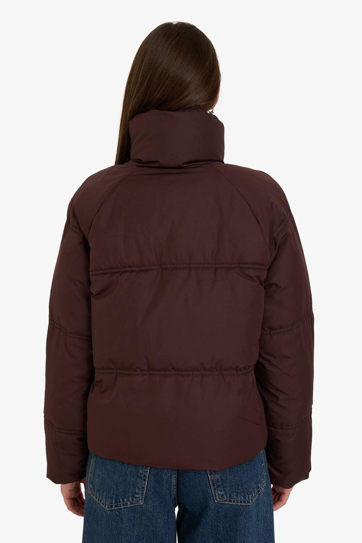 DeFacto Su İtici Regular Fit Dik Yaka Fermuarlı Şişme Mont E8690AX25AU görsel 5