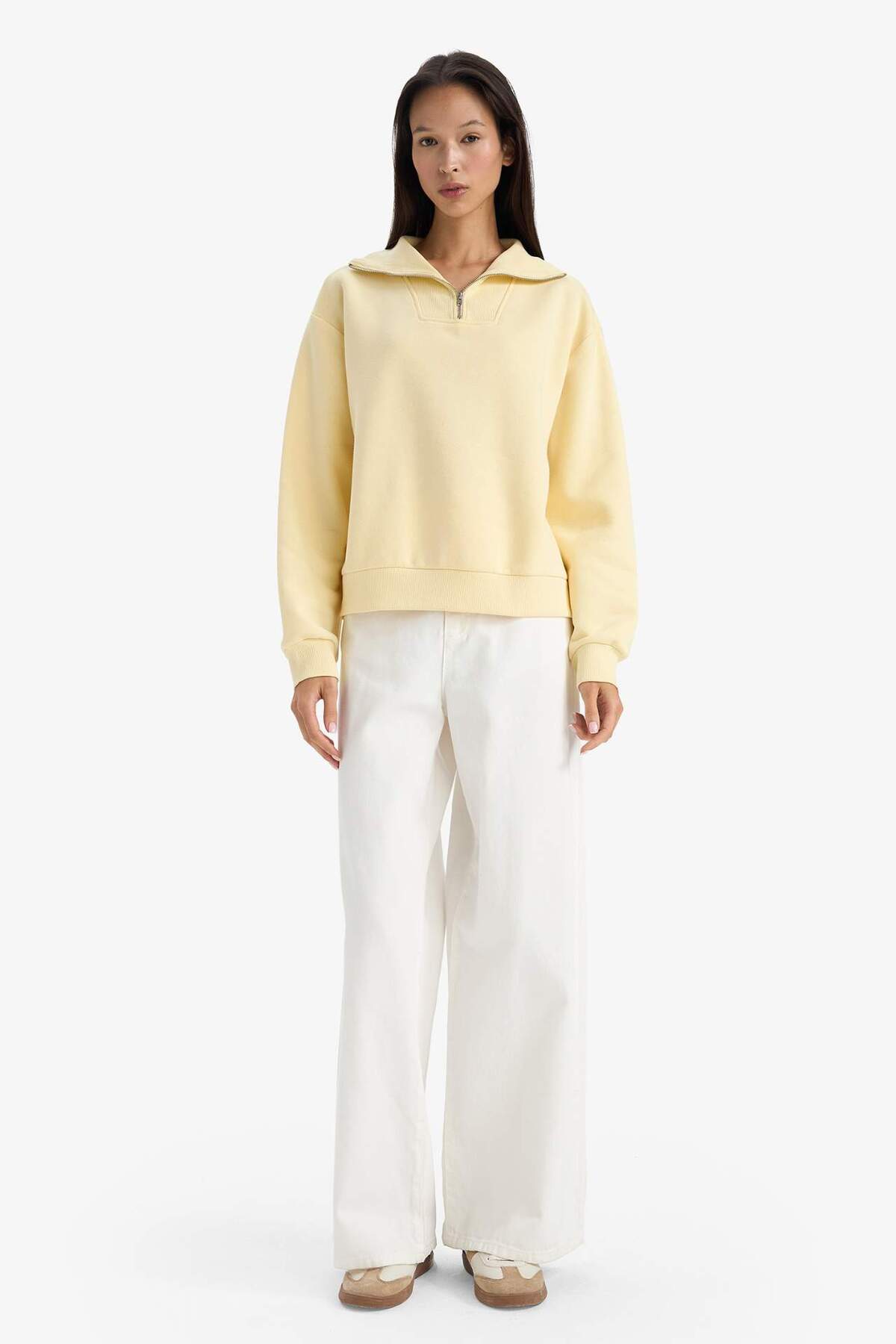 Defacto  Regular Fit Yarım Fermuarlı Balıkçı Yaka Basic Düz Sweatshirt G4761AX25WN - Görsel 2