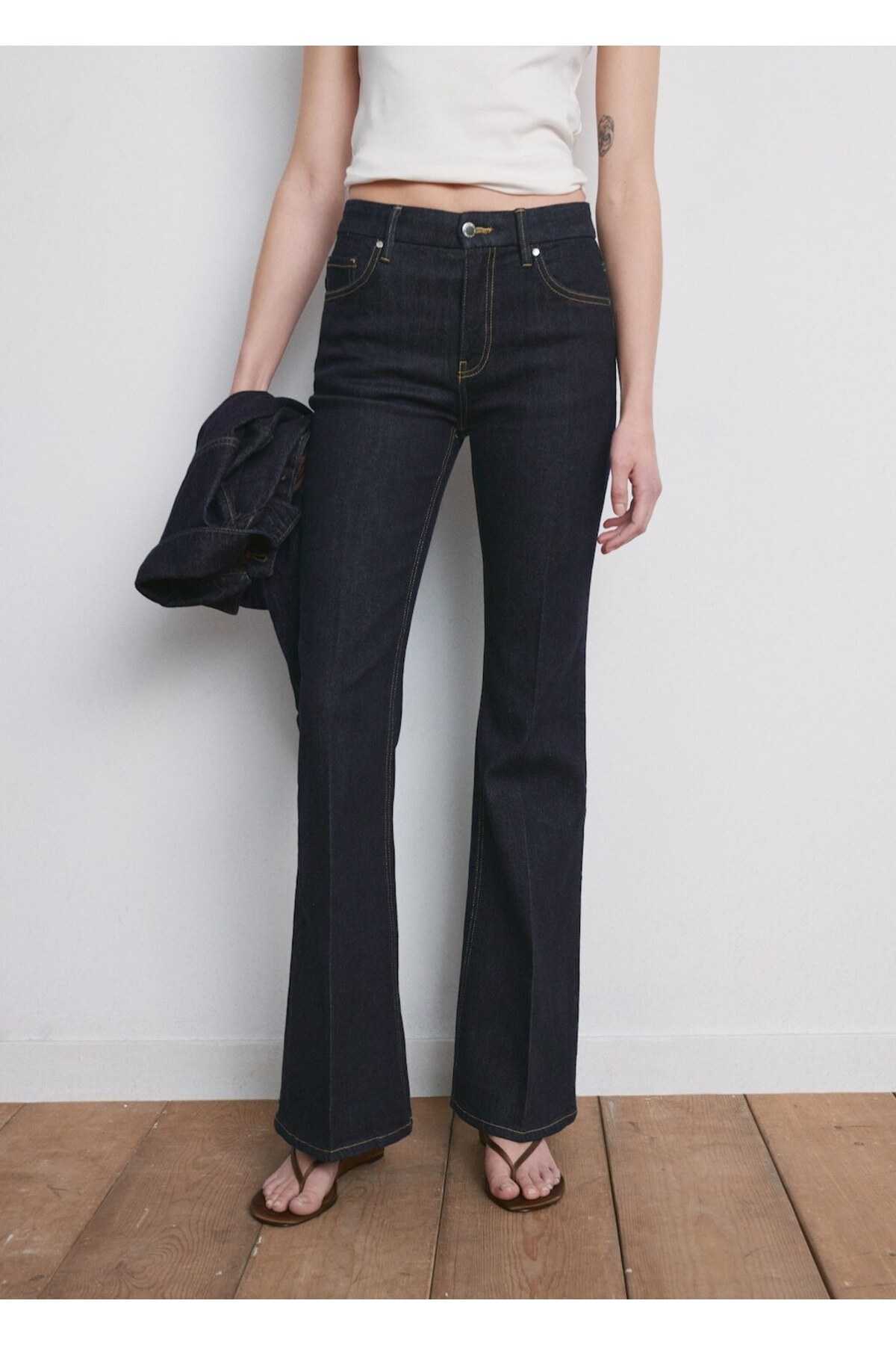 MANGO  Violeta yüksek bel flare jean pantolon