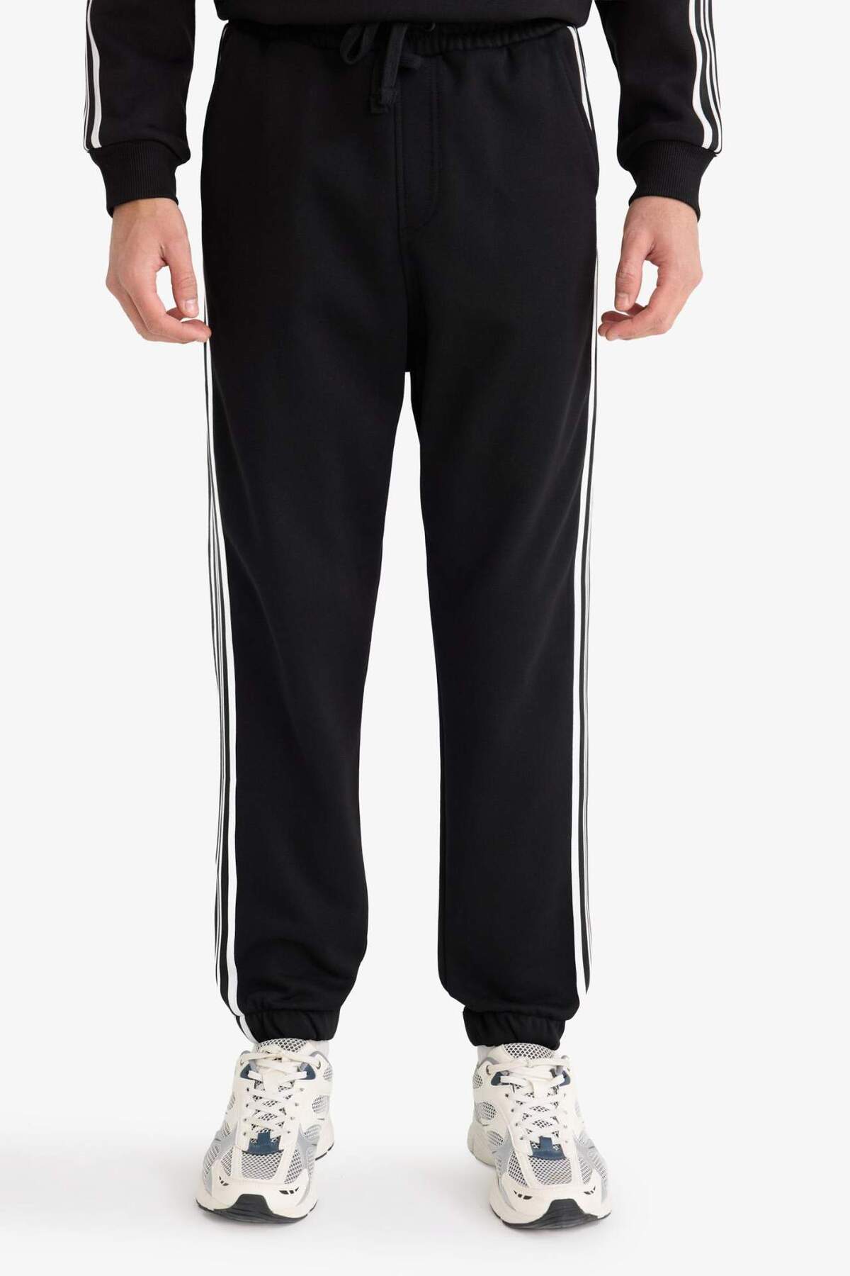 Defacto  Regular Fit Cepli Eşofman Altı F3873AX25WN - Görsel 4