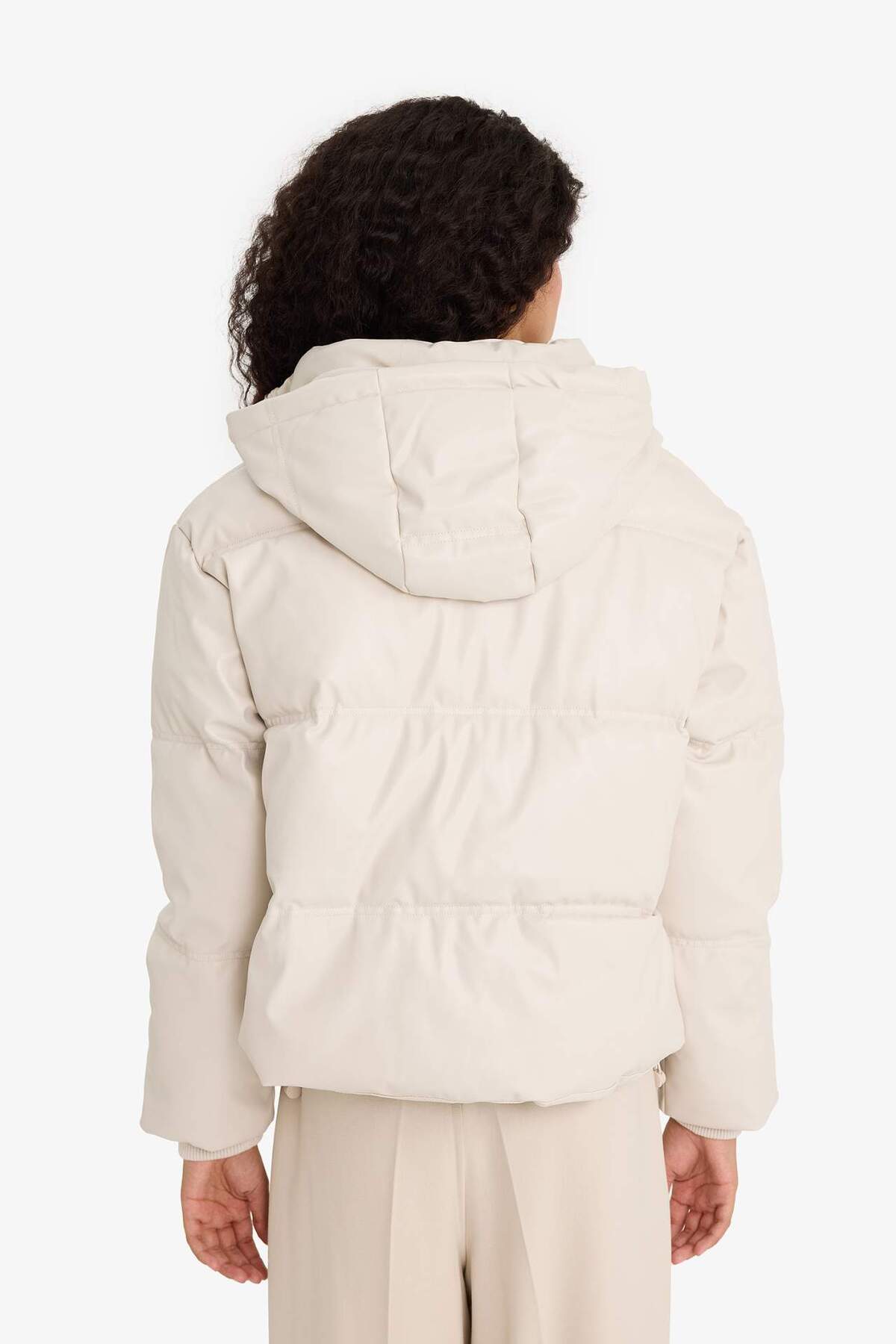 Defacto  Regular Fıt Kapüşonlu Polar Astarlı Suni Deri Mont F2142AX25WN - Görsel 7