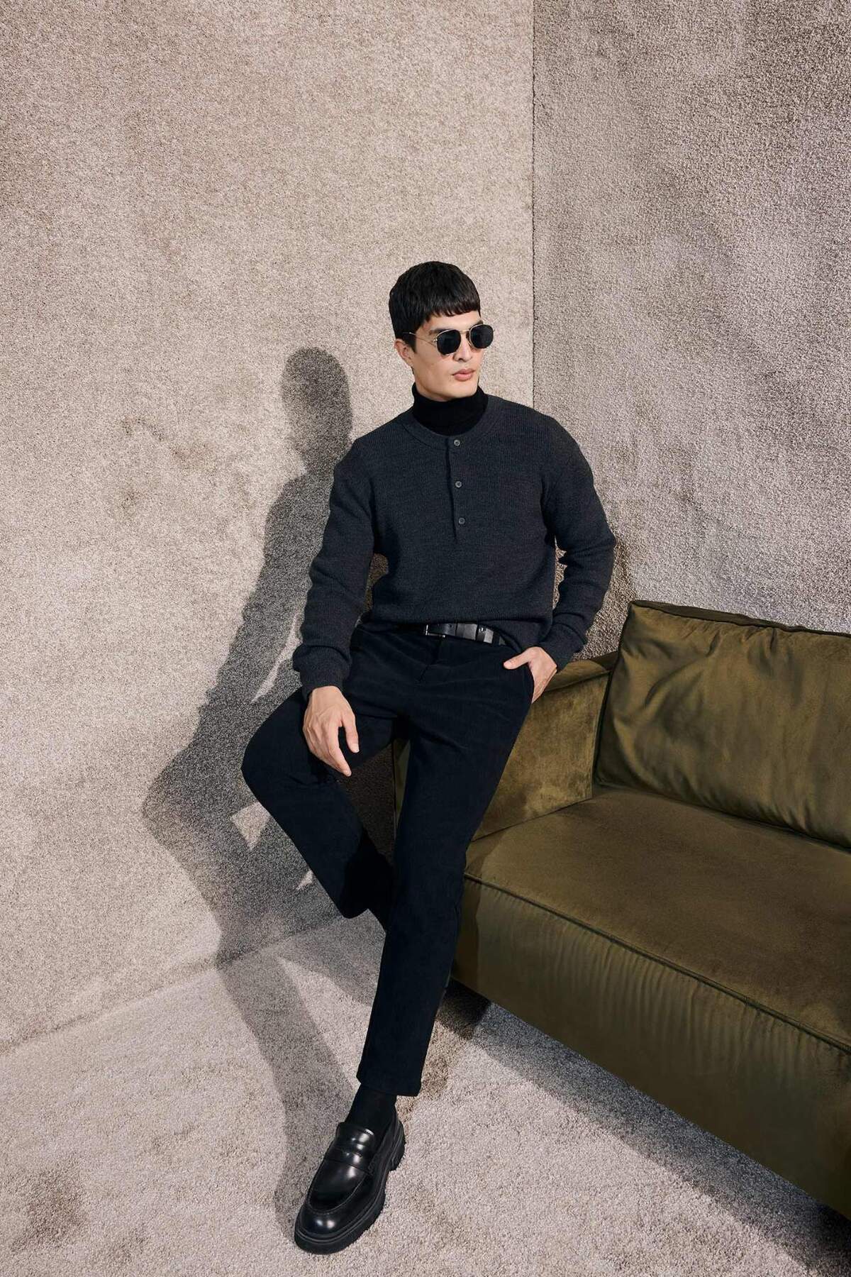 DeFacto Esnek Kumaş Tailored Regular Fit Düz Paça Fitilli Kadife Pantolon F0462AX25WN