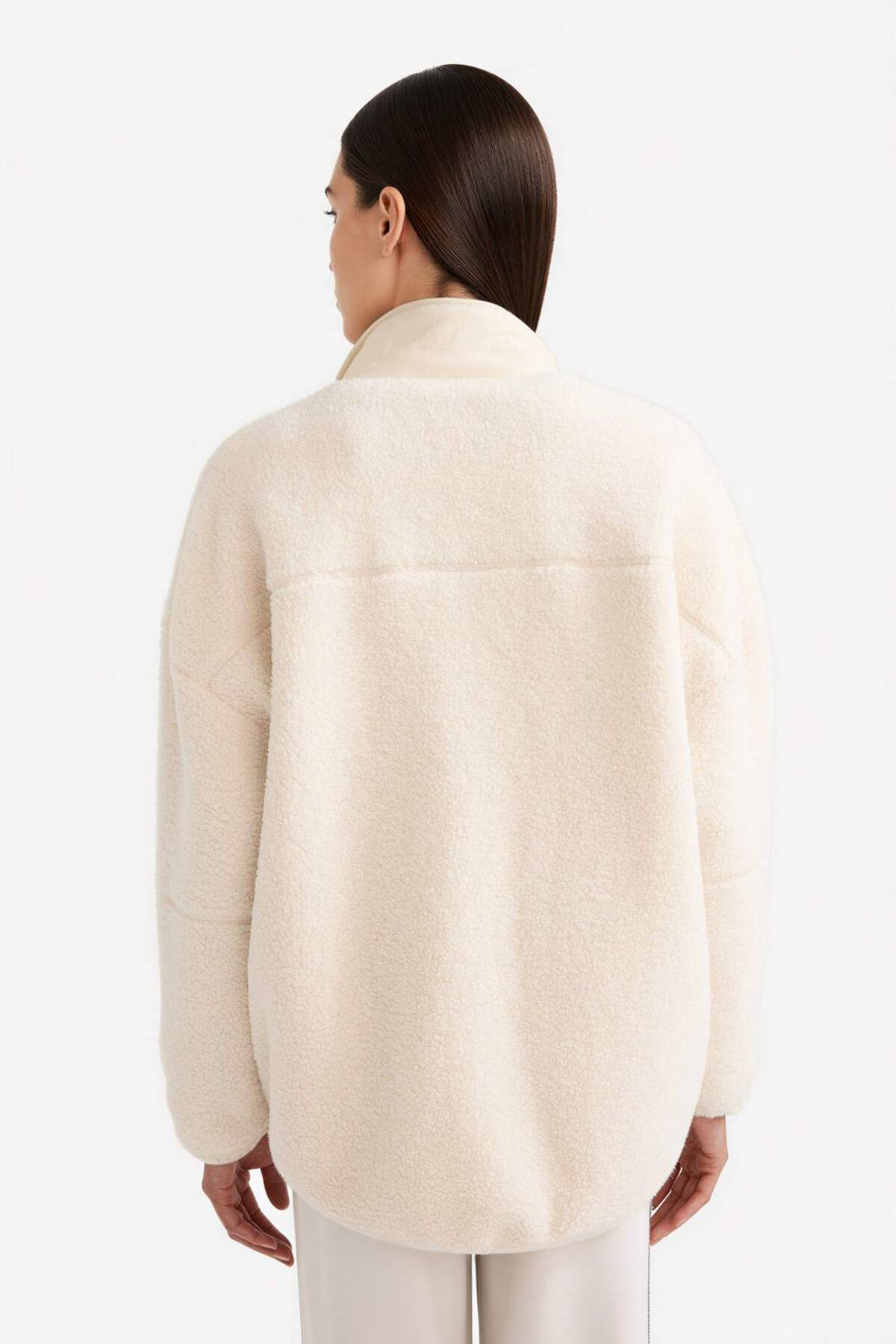 Defacto  Warmtech Oversize İçi Polarlı Pelüş Mont E9258AX25AU - Görsel 3