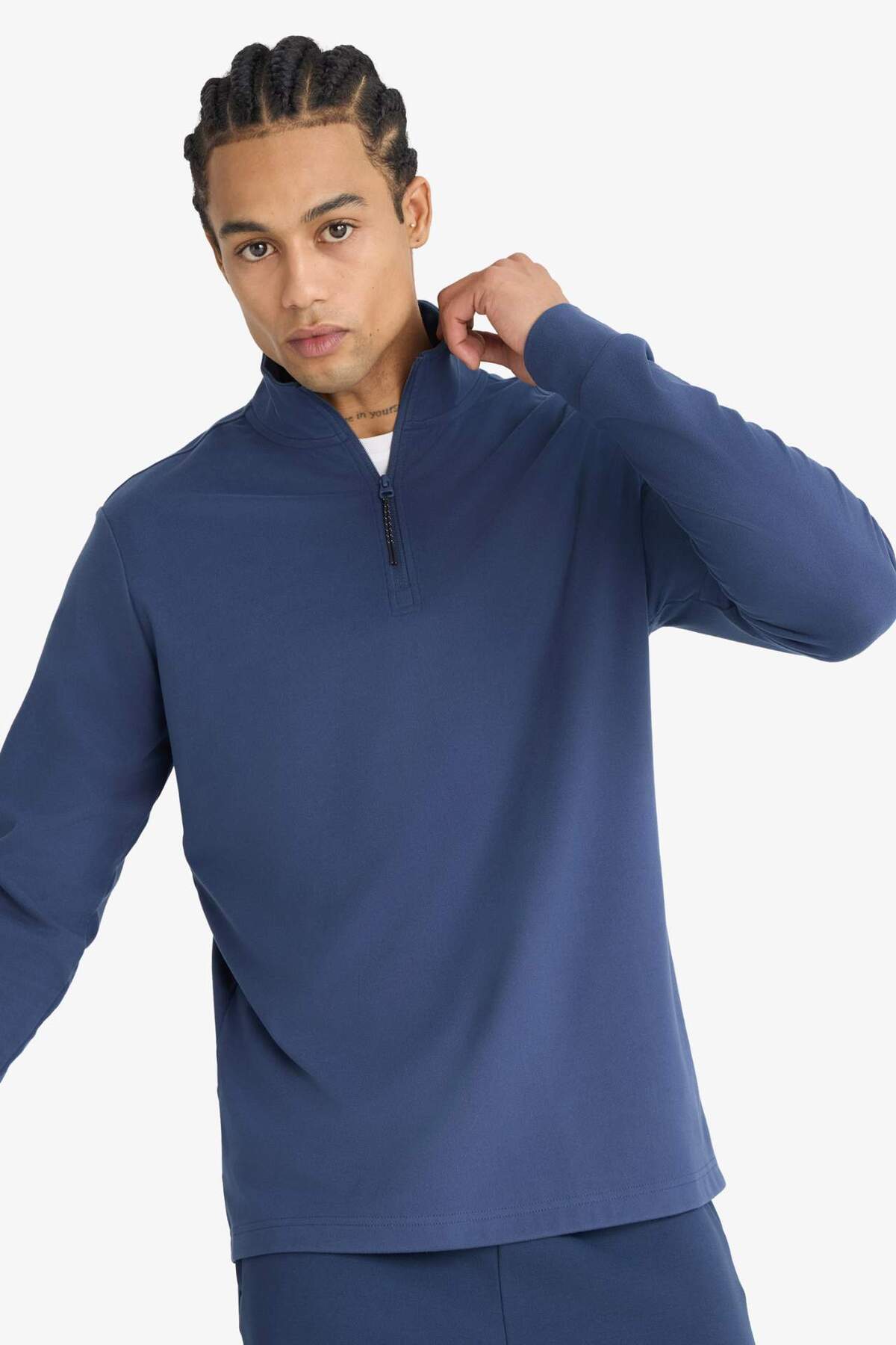 DeFacto Sıcak Tutan Standart Fit Dik Yaka Yarım Fermuarlı Polar Sporcu Sweatshirt F2302AX25WN görsel 3
