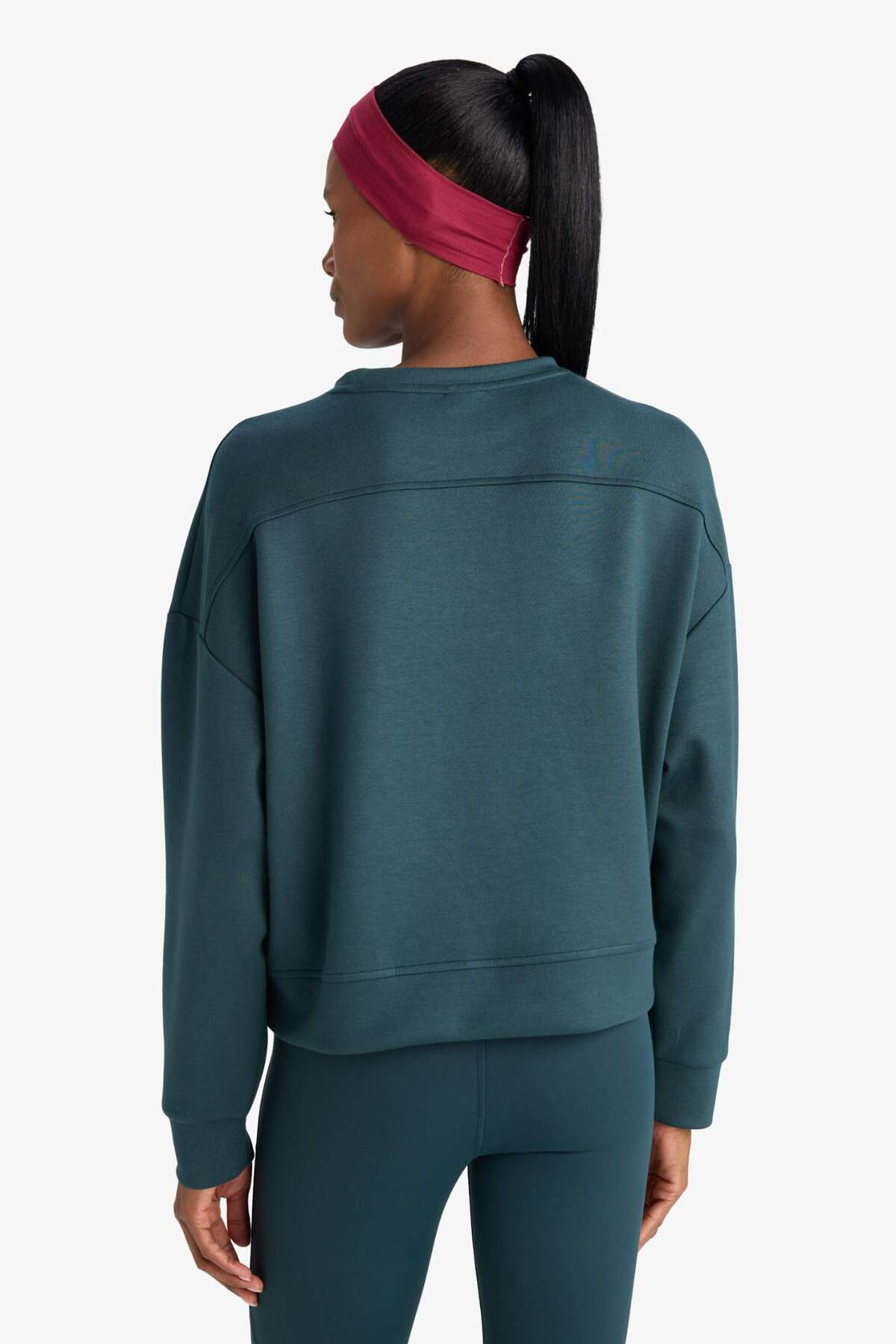 DeFacto Ultra Yumuşak Oversize Geniş Kalıp Bisiklet Yaka Modal Sweatshirt E8954AX25AU görsel 6
