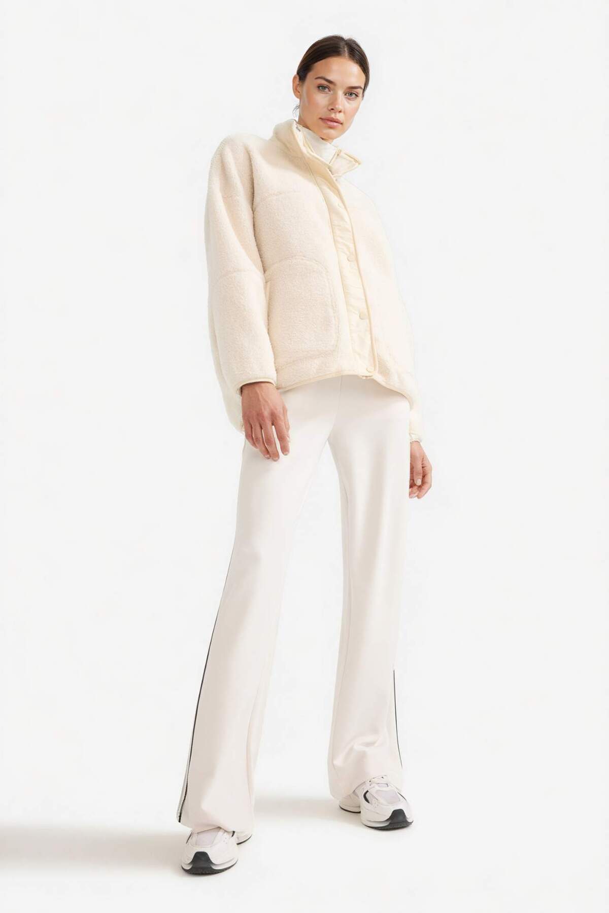 Defacto  Warmtech Oversize İçi Polarlı Pelüş Mont E9258AX25AU - Görsel 2