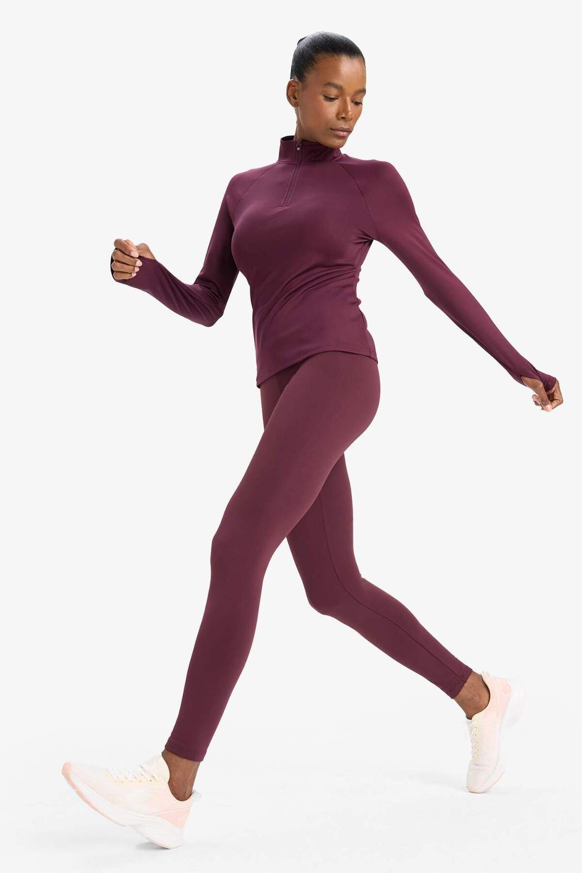 Defacto  Warmtech Toparlayıcı Yüksek Bel İçi Yumuşak Tüylü Beli Saran Basic Düz Sporcu Tayt W8206AZ25AU - Görsel 3