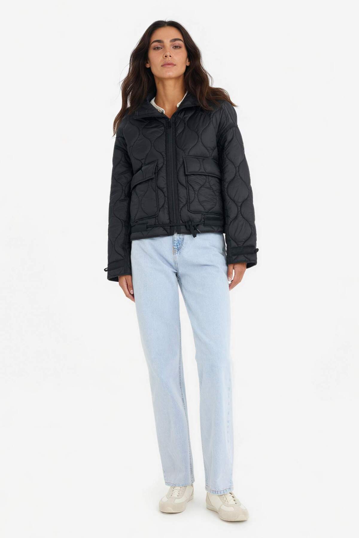 Defacto  Su Geçirmez Regular Fit Fermuarlı Kapitoneli Mont E8674AX25AU - Görsel 2