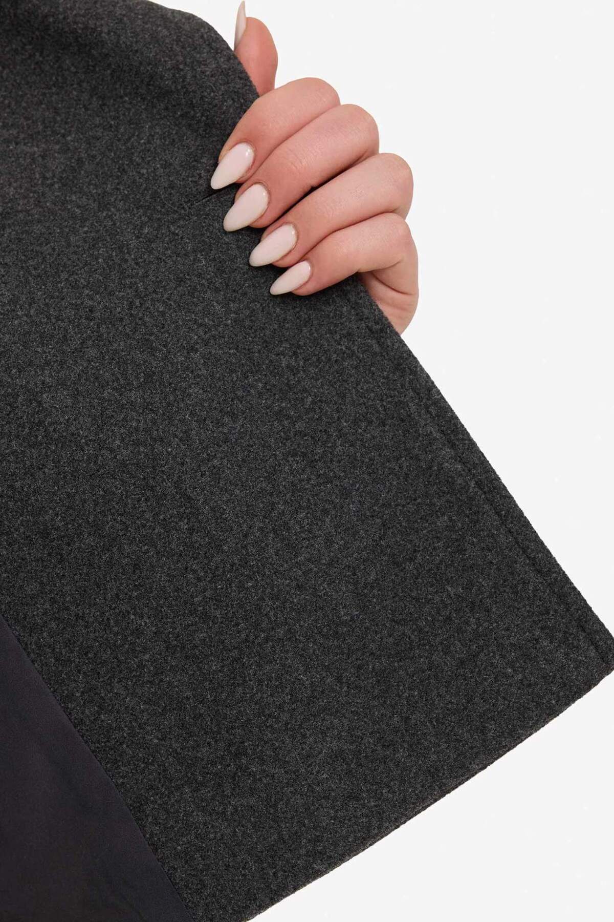 Defacto  Regular Fit Düğmeli Crop Kaşe Kaban E8646AX25AU - Görsel 5