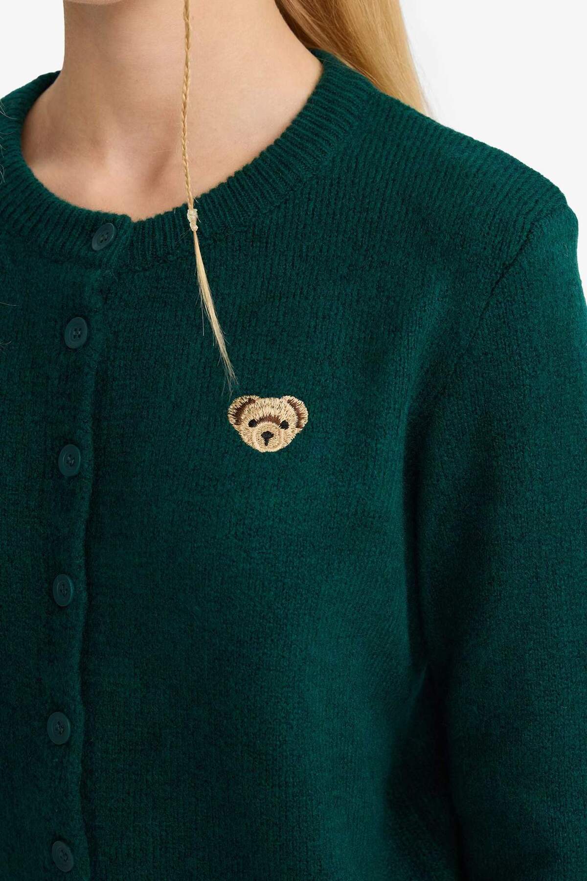 Defacto  Slim Fit Dar Kesim Bisiklet Yaka Düğmeli Hırka F1744AX25WN - Görsel 6