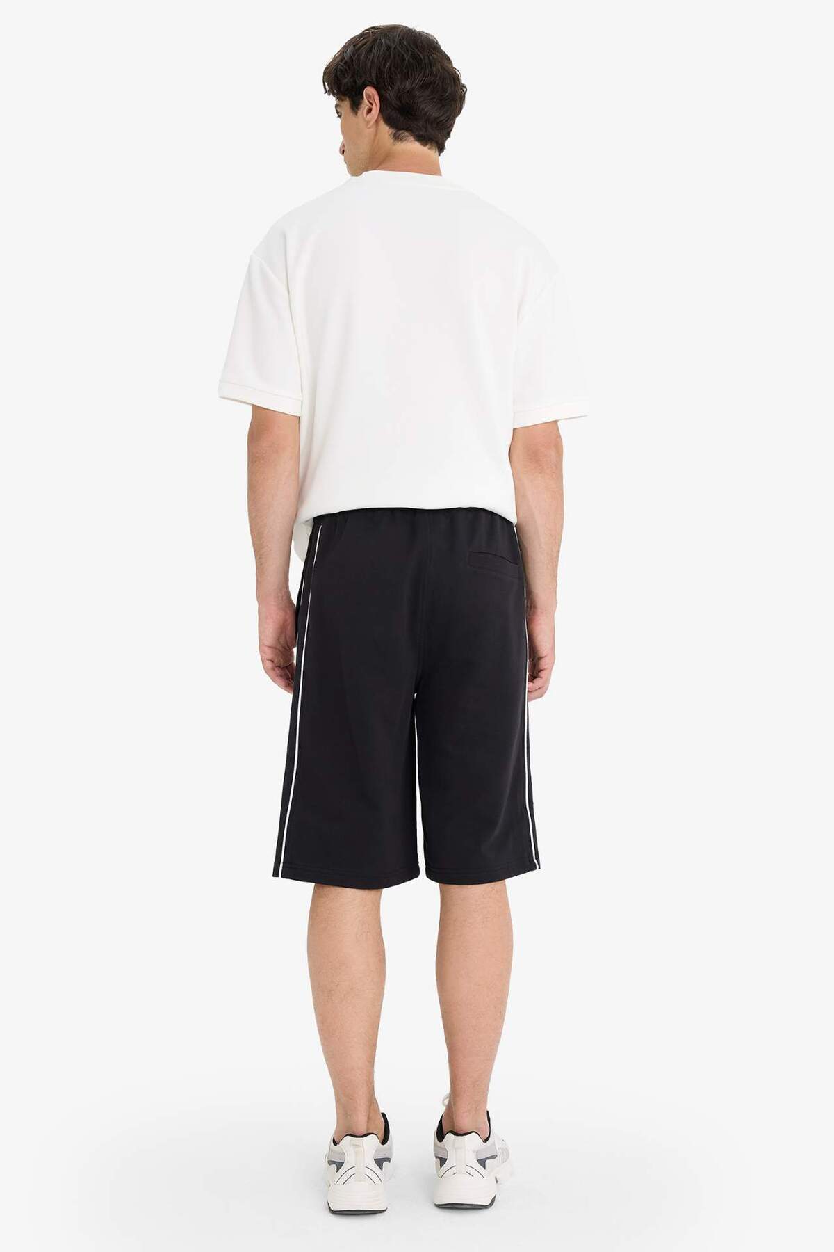 Defacto  Baggy Fit Beli Bağcıklı Düz Paça Şort F0185AX25SM - Görsel 7