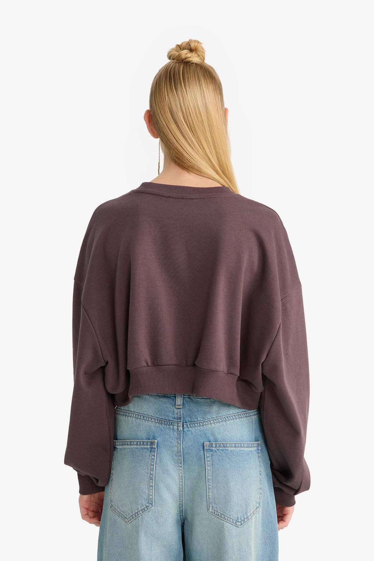 Defacto  Crop Bisiklet Yaka Baskılı Kalın Sweatshirt F8006AX25AU - Görsel 6