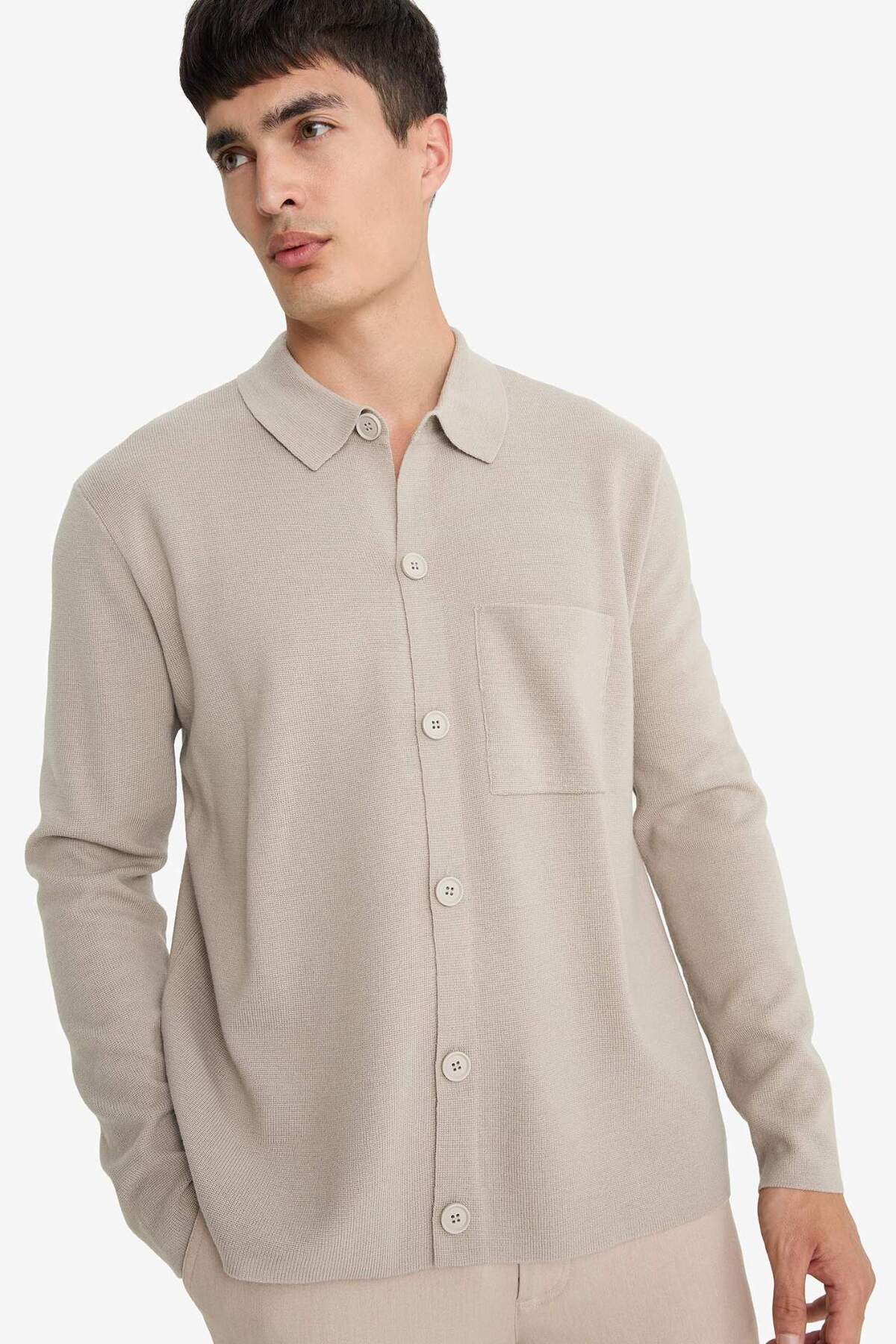 Standart Fit Polo Yaka Düğmeli Ön Cep Detaylı Triko Hırka F3720AX25WN — خاکستری — تصویر 3 از 6