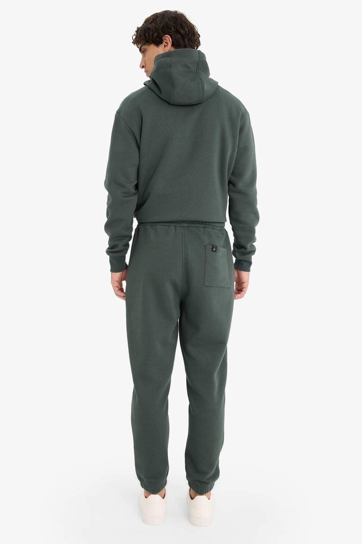 Defacto  Regular Fit Beli Bağcıklı Cepli Paçası Lastikli Şardonlu Basic Düz Jogger Eşofman Altı E6326AX25AU - Görsel 7