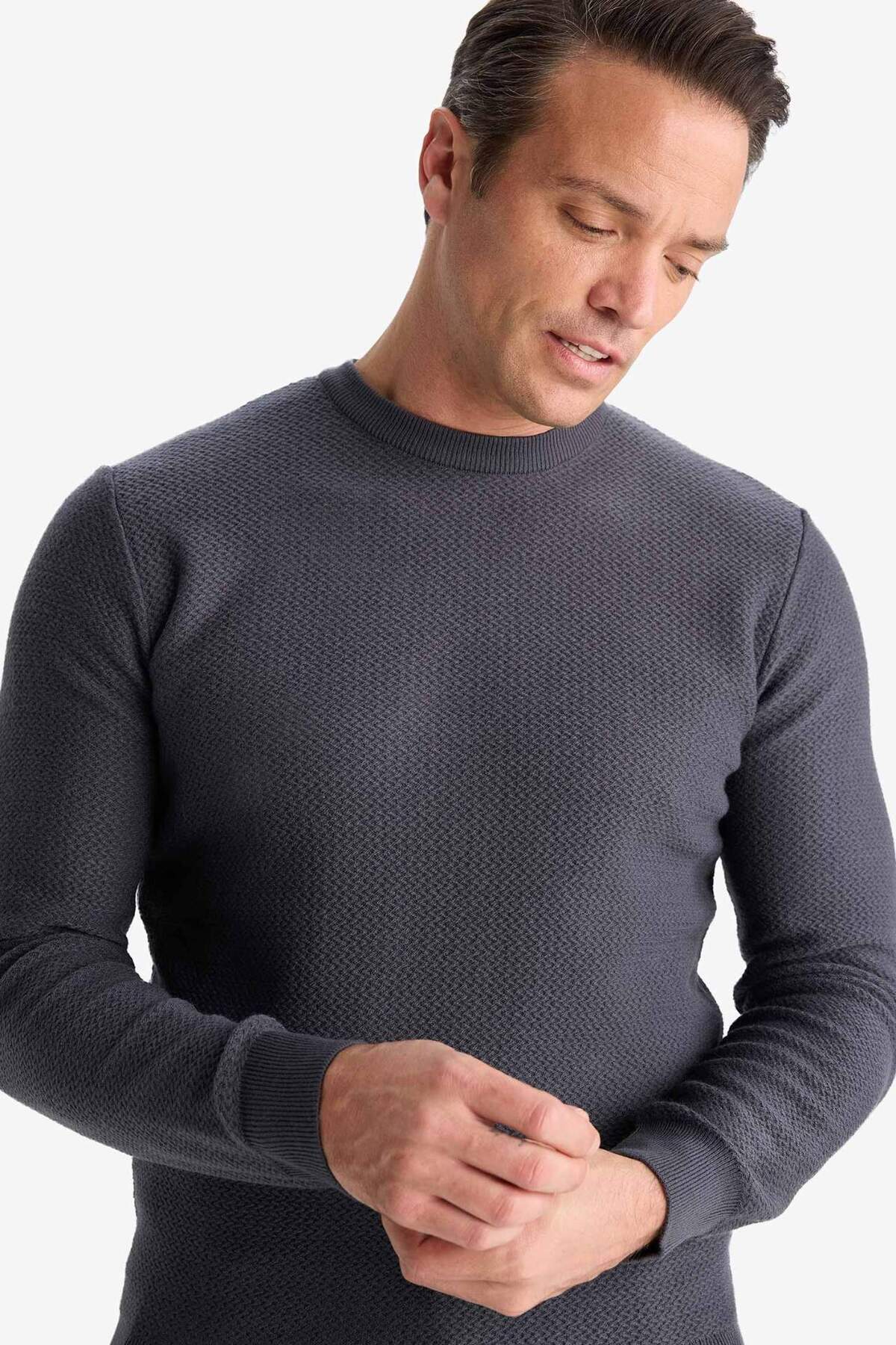 ژاکت بافتنی استاندارد Fit Crew C9618AX25AU — خاکستری — تصویر 4 از 8