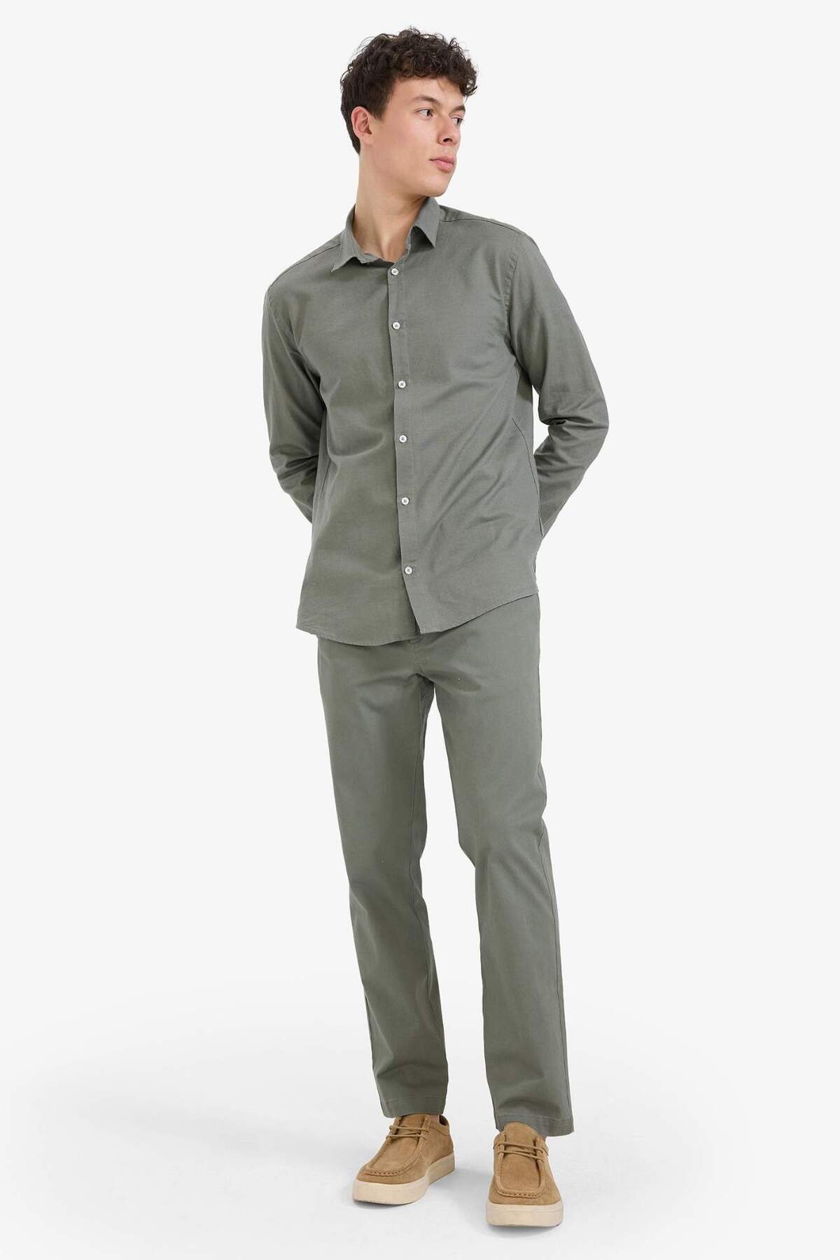 Defacto  Regular Fit Normal Kesim Cepli Düz Paça Chino Pantolon D7349AX25AU