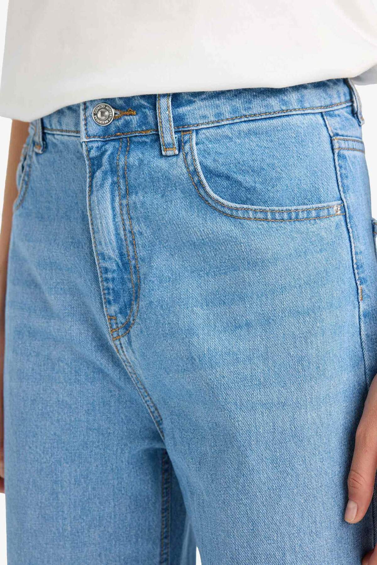 Defacto  %100 Pamuk 90s Wide Leg Yüksek Bel Uzun Jean Pantolon E9106AX25AU - Görsel 5