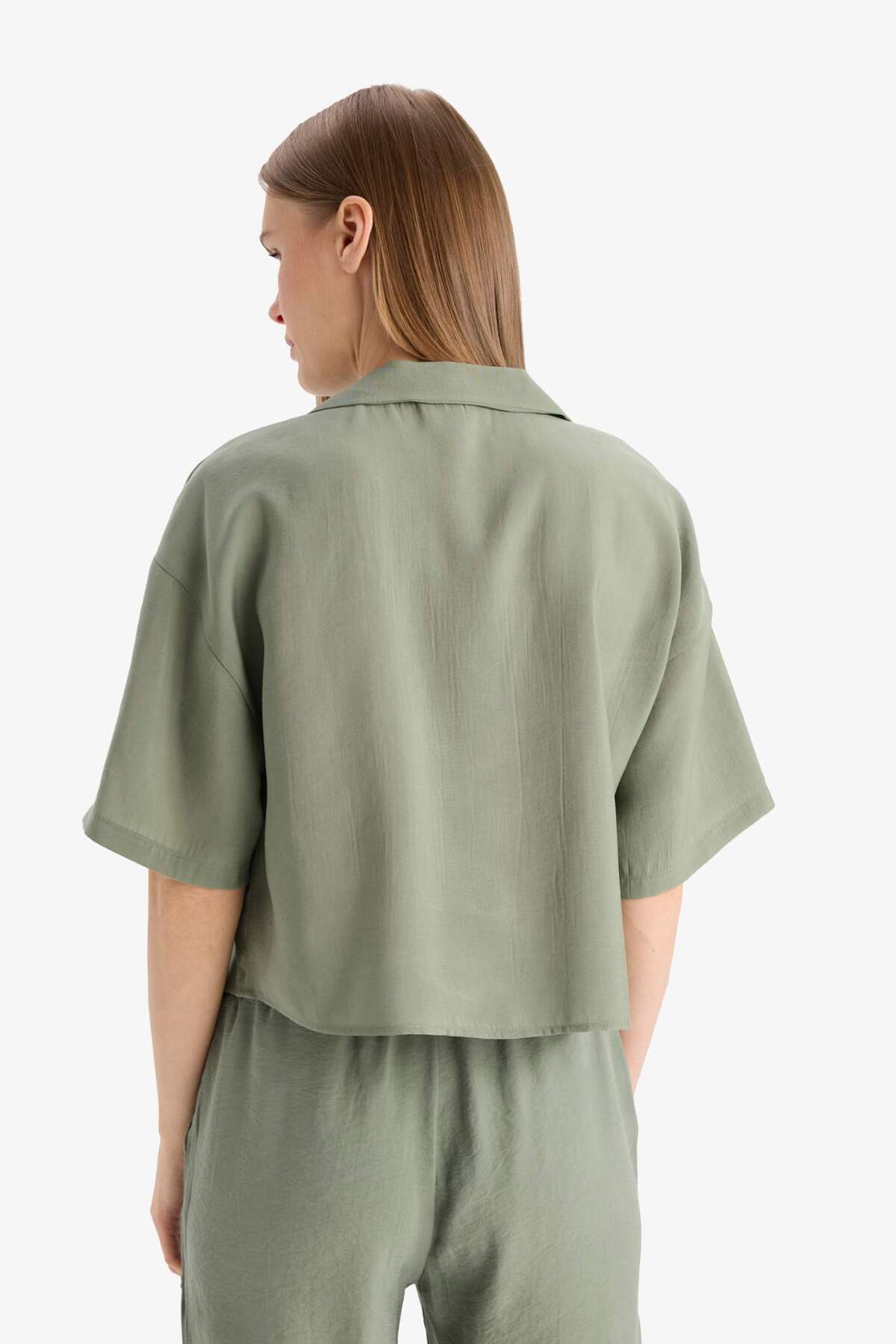 DeFacto Loose Fit Ceket Yaka Modal Kısa Kollu Gömlek F0399AX25SP - Görsel 6
