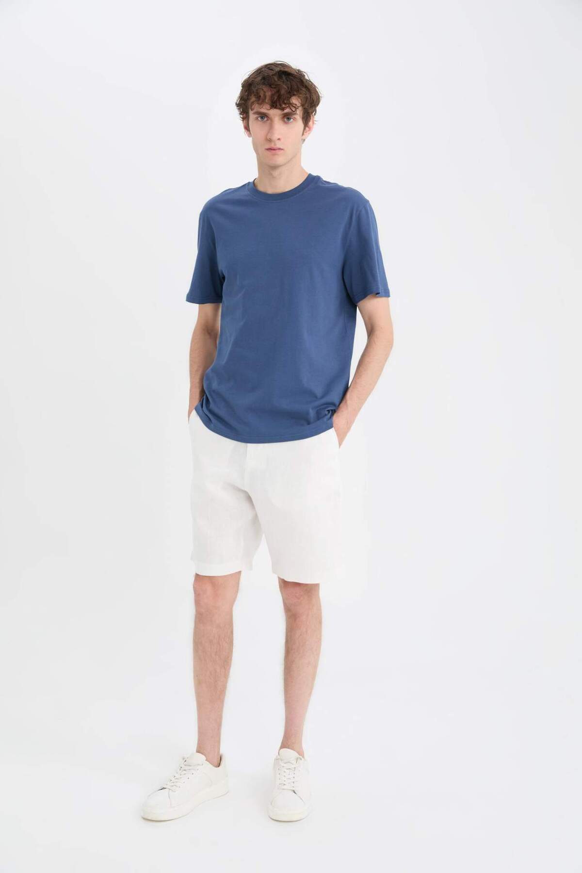 DeFacto %100 Keten Regular Fit Yazlık Bermuda Şort D9931AX25SM görsel 3