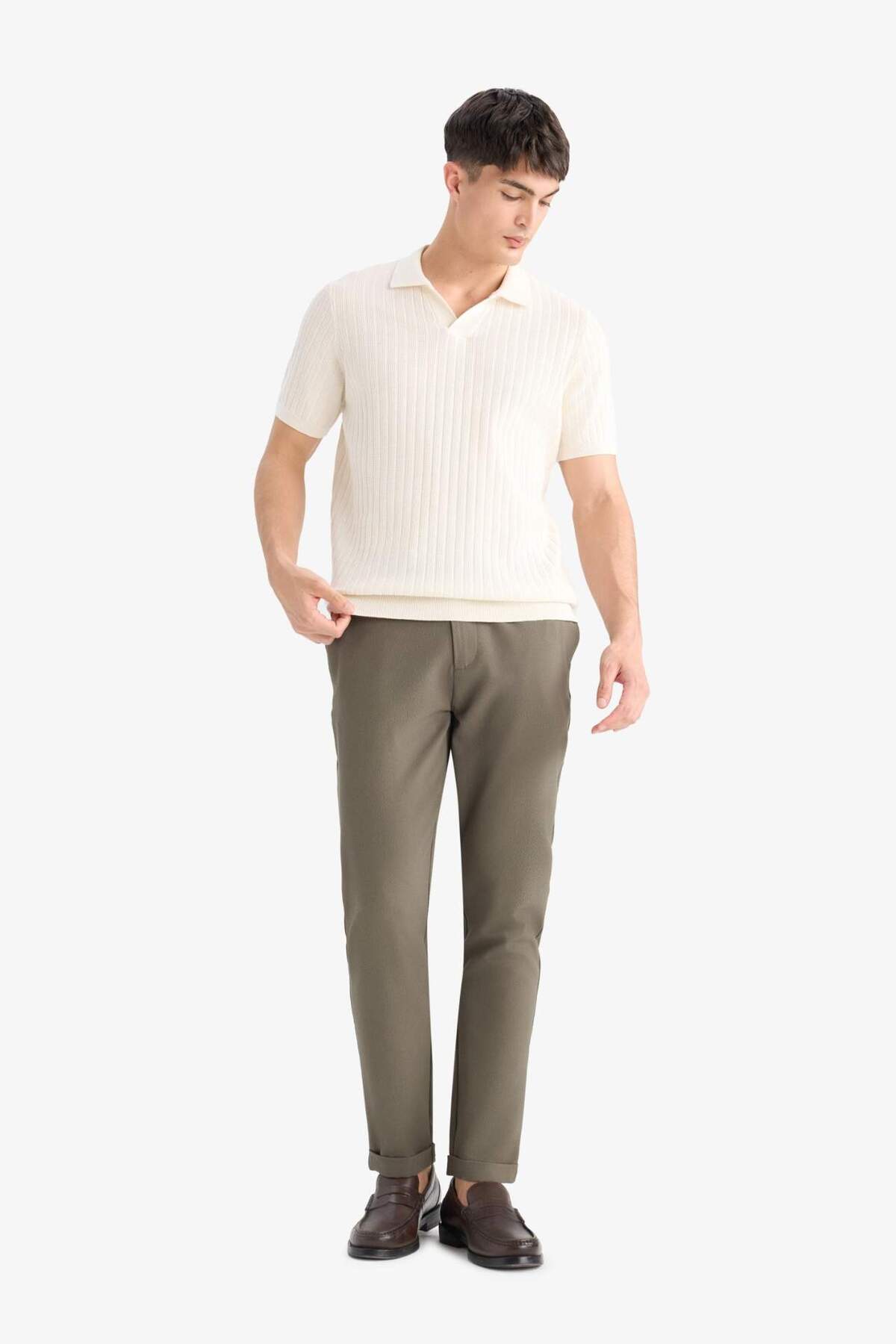 شلوار پارچه‌ای تابستانی Jogger Zip-Up مدل E4779AX25SM — خاکی — تصویر 2 از 7