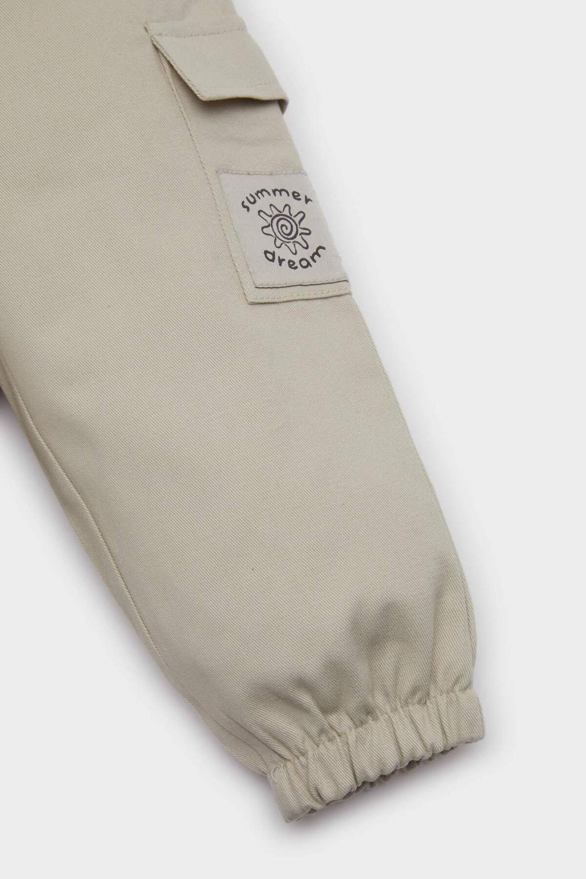 Defacto Beli Lastikli Kargo Cepli Gabardin Pantolon Erkek Bebek E2010A525SP fotoğrafı 4 (önizleme)