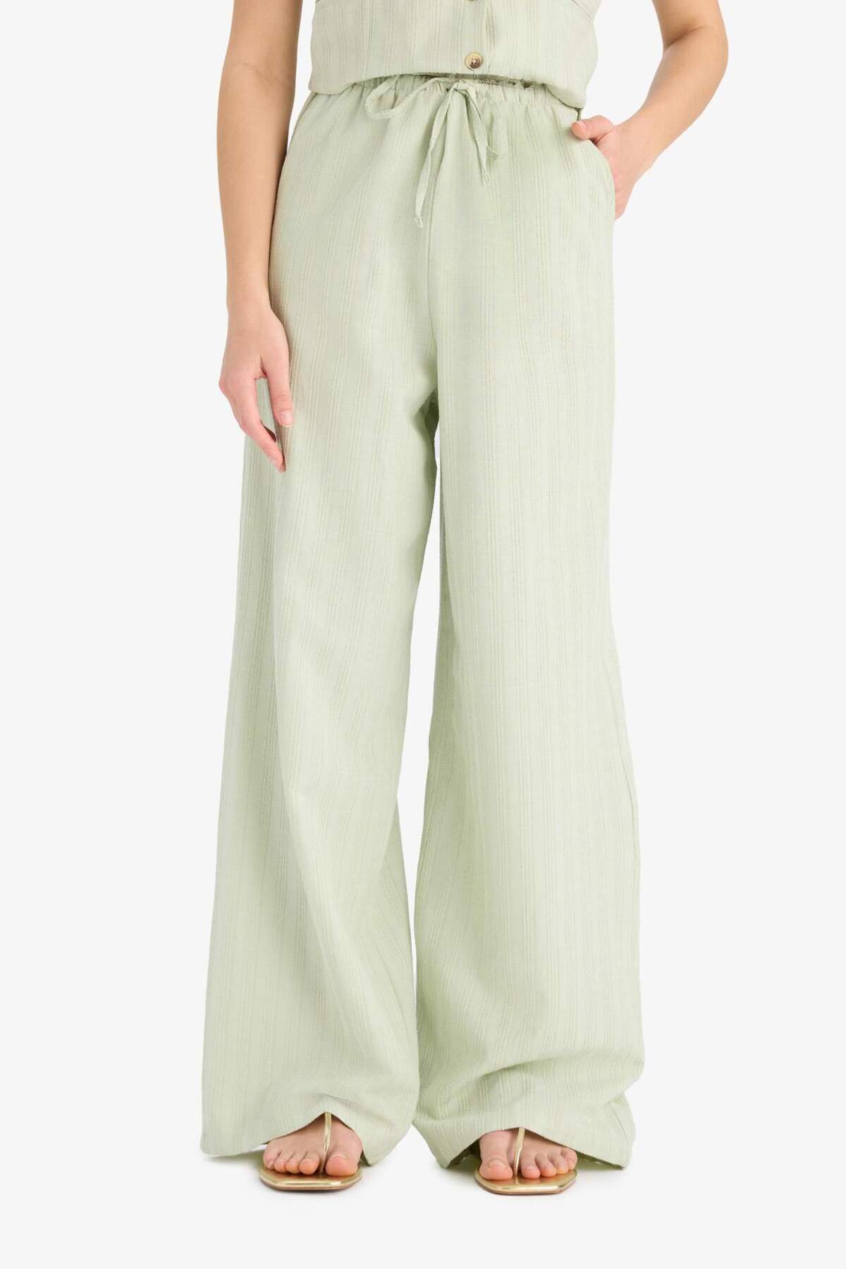 Defacto  Keten Karışımlı Pantolon Wide Leg Geniş Bol Paça Cepli Basic Düz Normal Bel Standart Boy D1010AX25S - Görsel 5