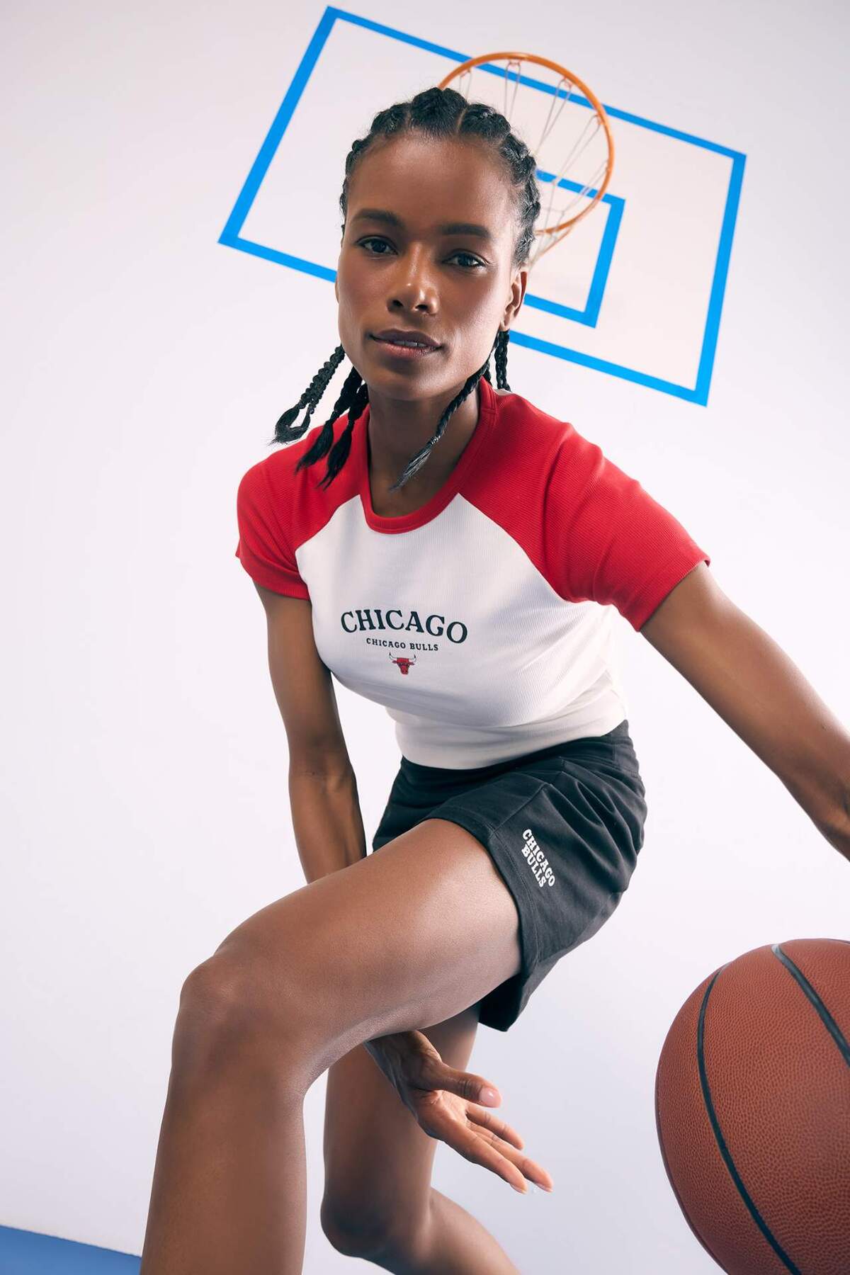 NBA Chicago Bulls Slim Fit Slim Fit Crew Neck Athlete Ribbed Camisole Short Sleeve T-Shirt E2359AX